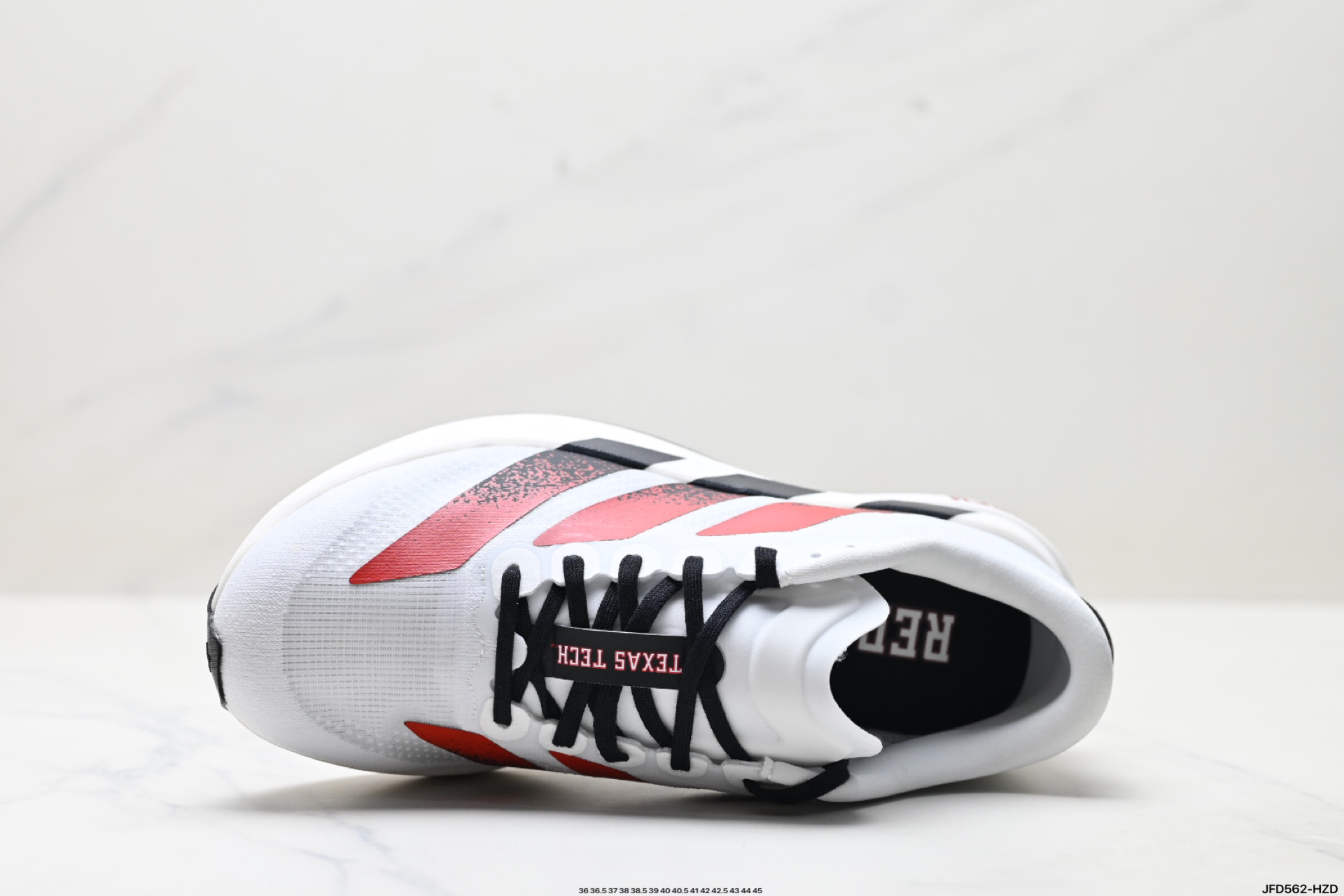 Adidas Adizero Evo SL: Comodidad, estilo y rendimiento en cada paso 3 i1752942807427 5144 0 1