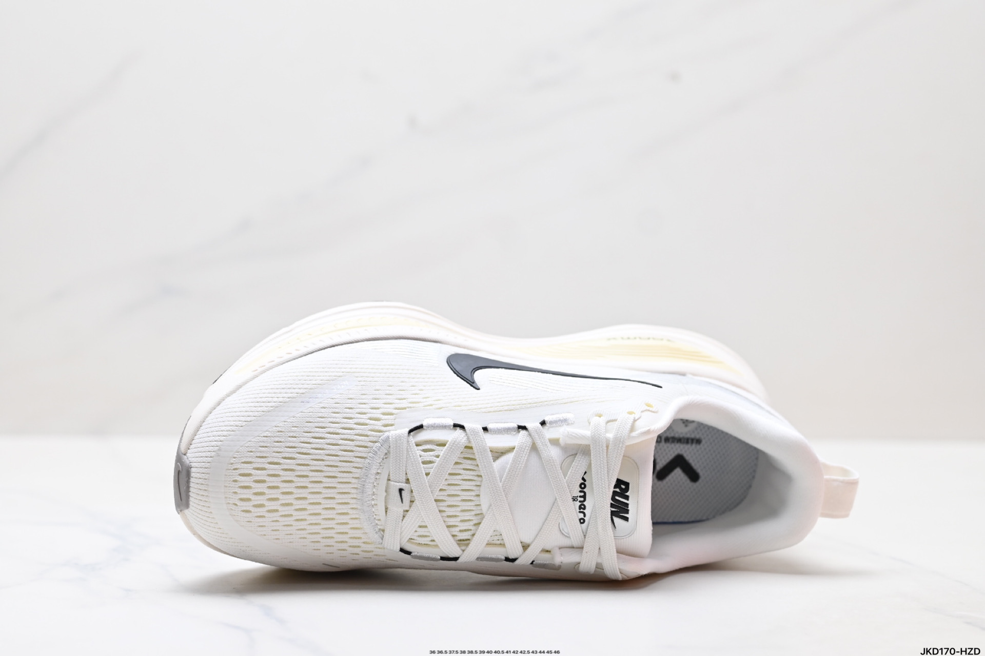 Nike Vomero 18: Zapatillas de Running con Amortiguación ReactX y Air Zoom 3 i1752942814995 6908 0 1