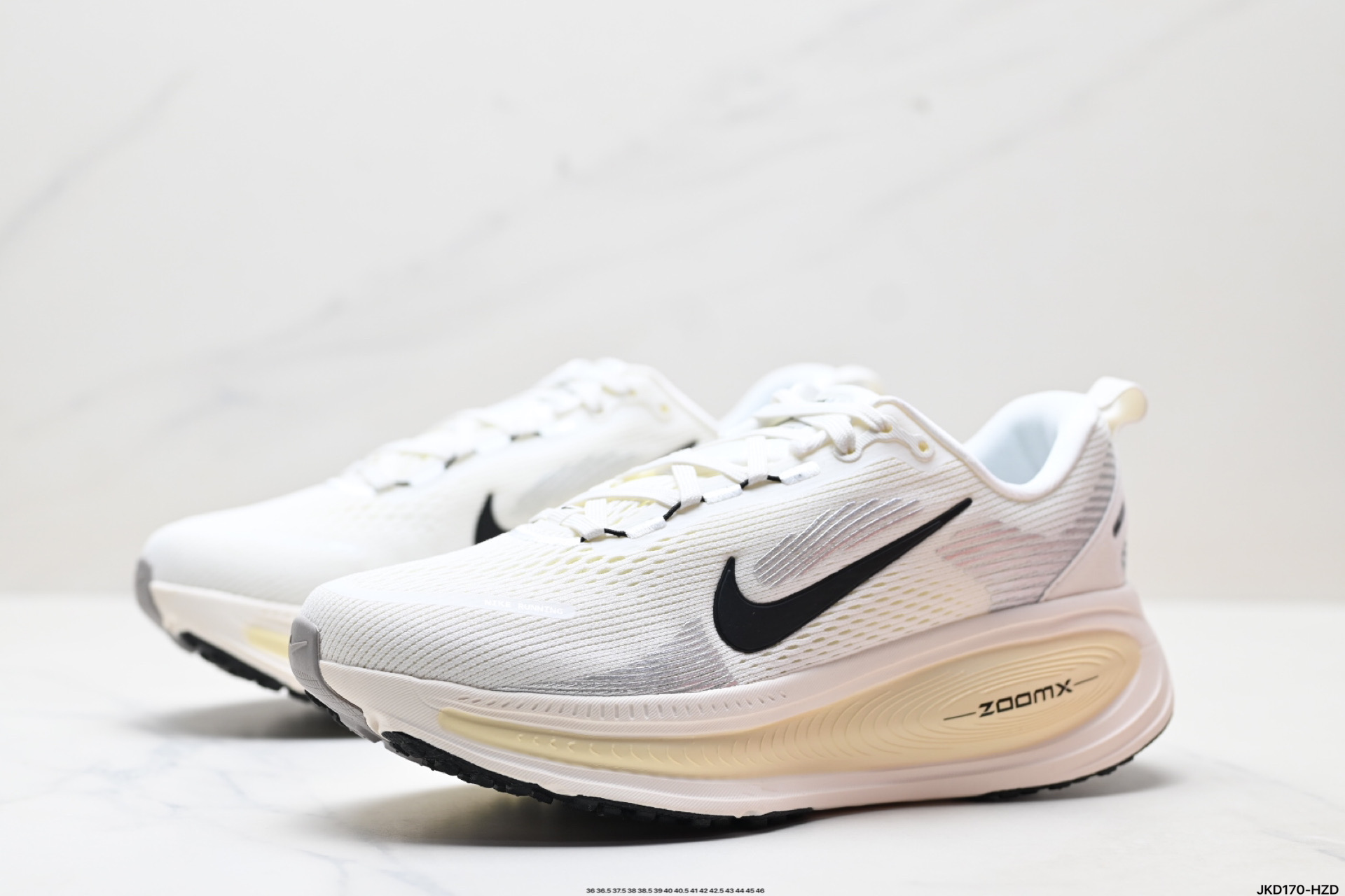 Nike Vomero 18: Zapatillas de Running con Amortiguación ReactX y Air Zoom 5 i1752942814998 7460 0 3