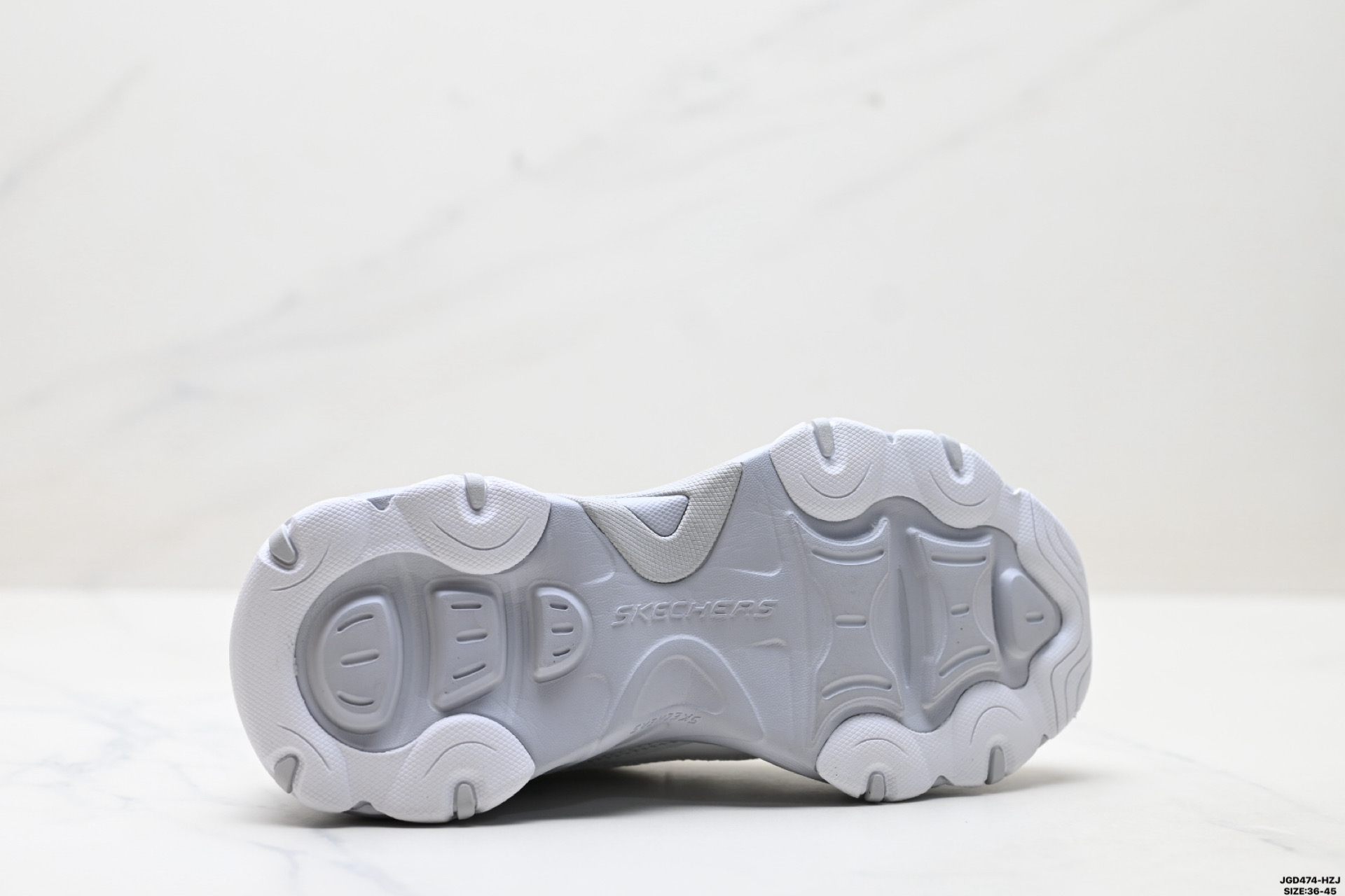 💰190
公司级✅Skechers斯凯奇 D'Lites 糯米熊舒适柔软时尚百搭 低帮老爹鞋
货号:150524
尺码:36-45
ID:JGD474-HZJ