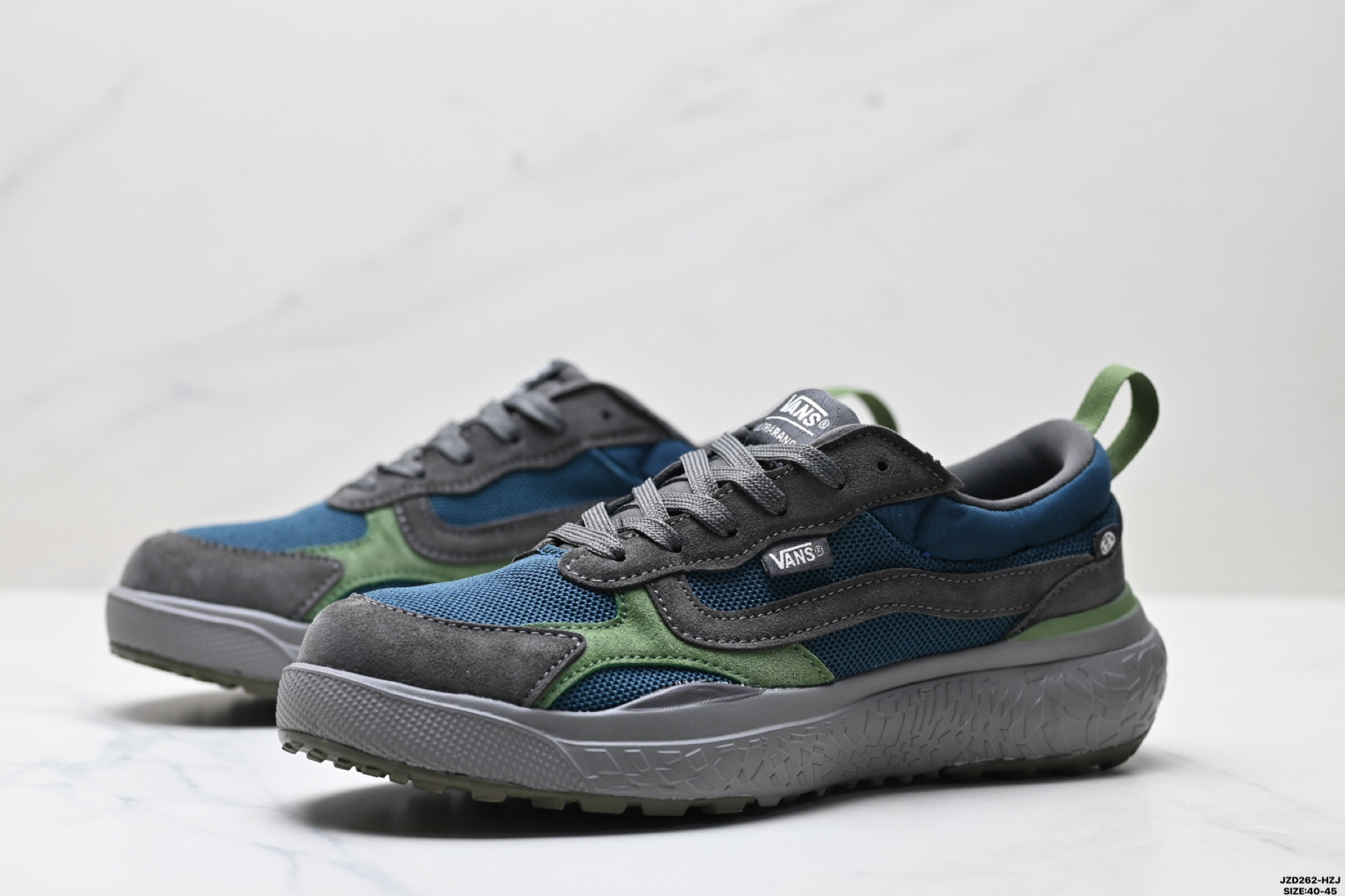 Vans范斯 MTE ULTRARANGE NEO VR3 舒适 低帮 生活休闲鞋 VNO0OCWEBHT