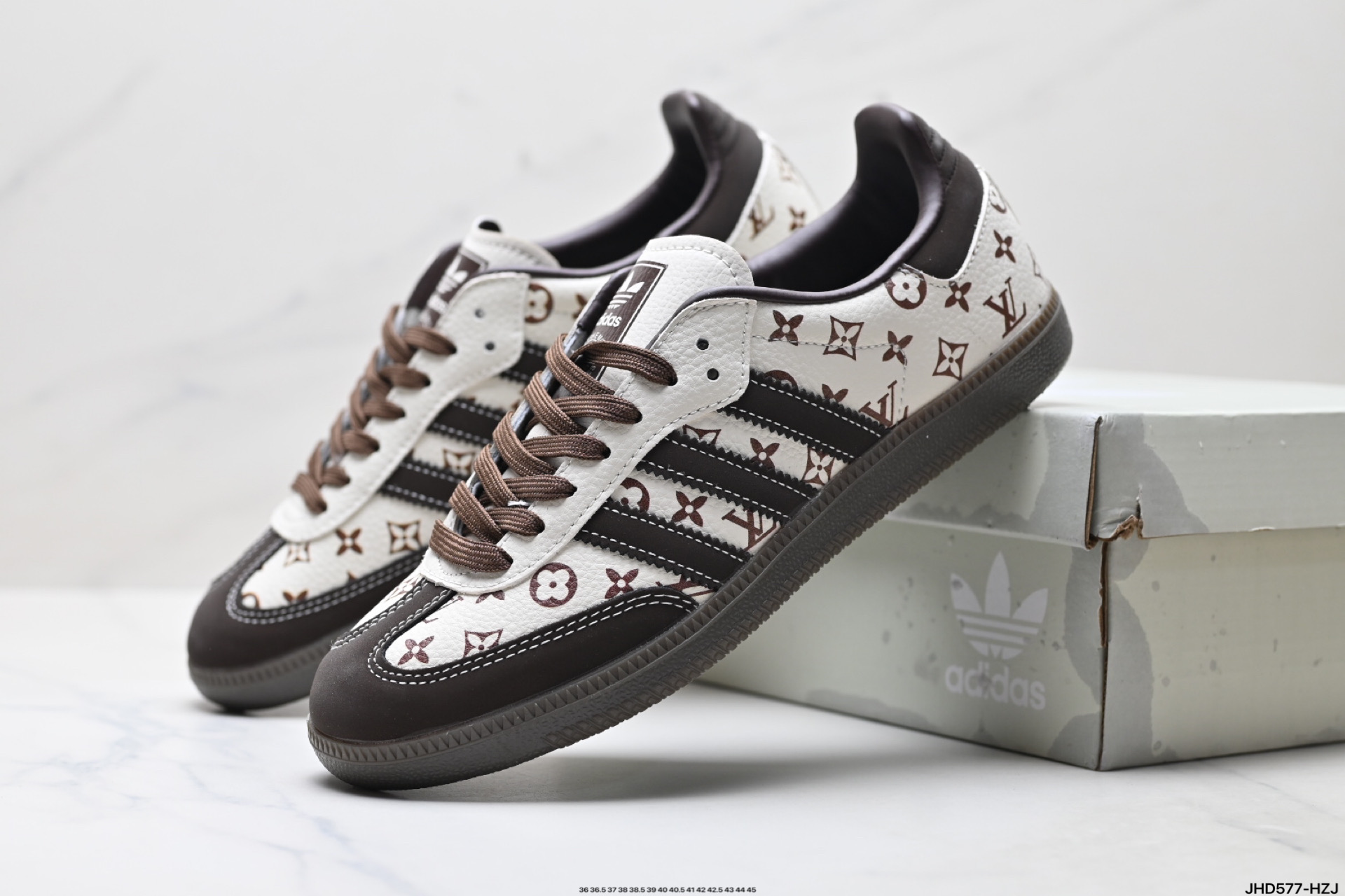 200 AdidOriginals Samba OG ‘DIY’桑巴舞系列 阿迪达斯 三叶草绅士德训足球风百搭低帮休闲运动板鞋 DX0010-Chinese UA Cheap High Quatity Brand Clothes Bags handbags Sneakers wholesale wholesaler seller from China Factory suppliers Fashion Clothing Shoes best Quality Beautiful Price 200 AdidOriginals Samba OG ‘DIY’桑巴舞系列 阿迪达斯 三叶草绅士德训足球风百搭低帮休闲运动板鞋 DX0010