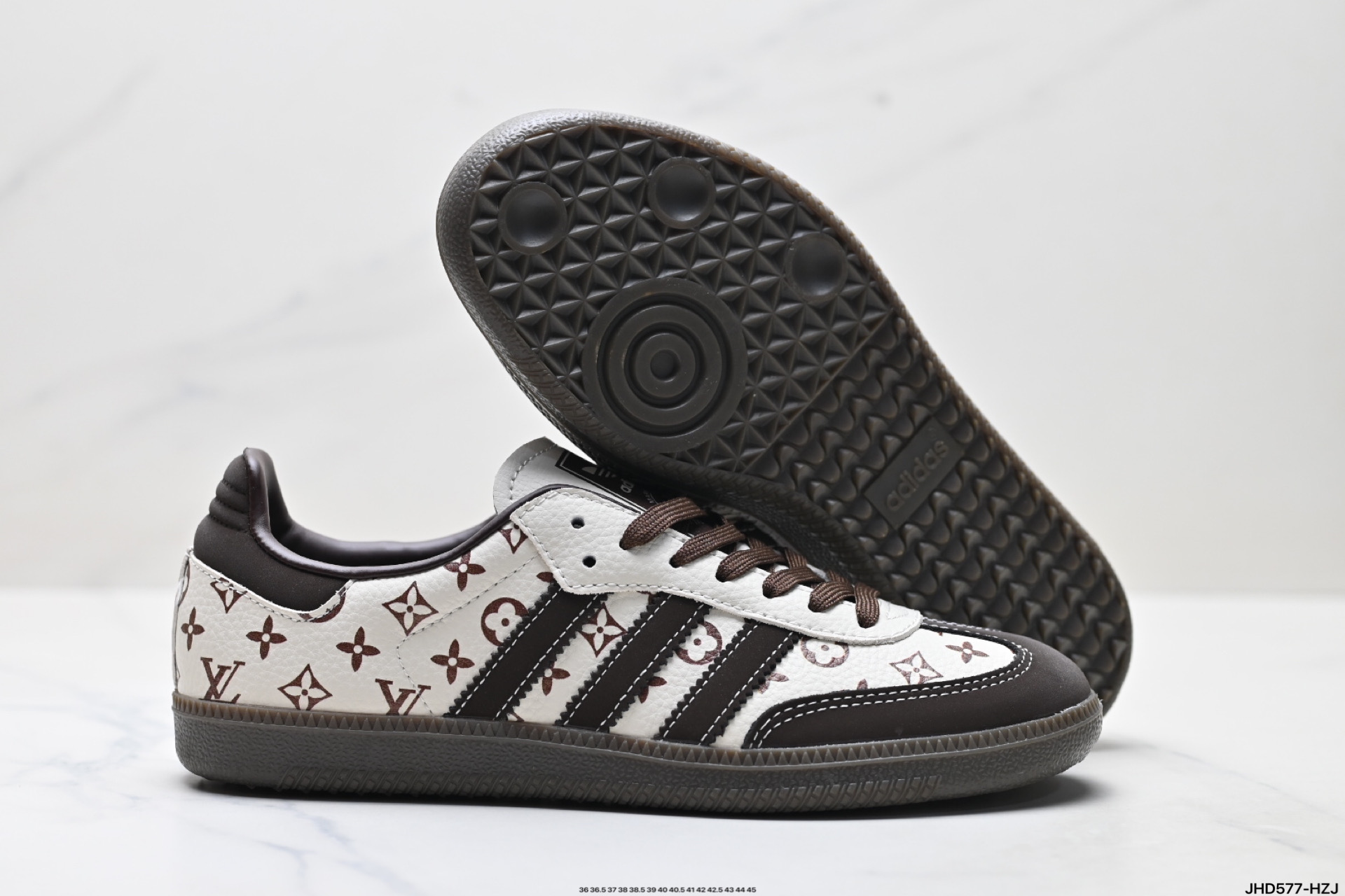 200 AdidOriginals Samba OG ‘DIY’桑巴舞系列 阿迪达斯 三叶草绅士德训足球风百搭低帮休闲运动板鞋 DX0010-Chinese UA Cheap High Quatity Brand Clothes Bags handbags Sneakers wholesale wholesaler seller from China Factory suppliers Fashion Clothing Shoes best Quality Beautiful Price 200 AdidOriginals Samba OG ‘DIY’桑巴舞系列 阿迪达斯 三叶草绅士德训足球风百搭低帮休闲运动板鞋 DX0010