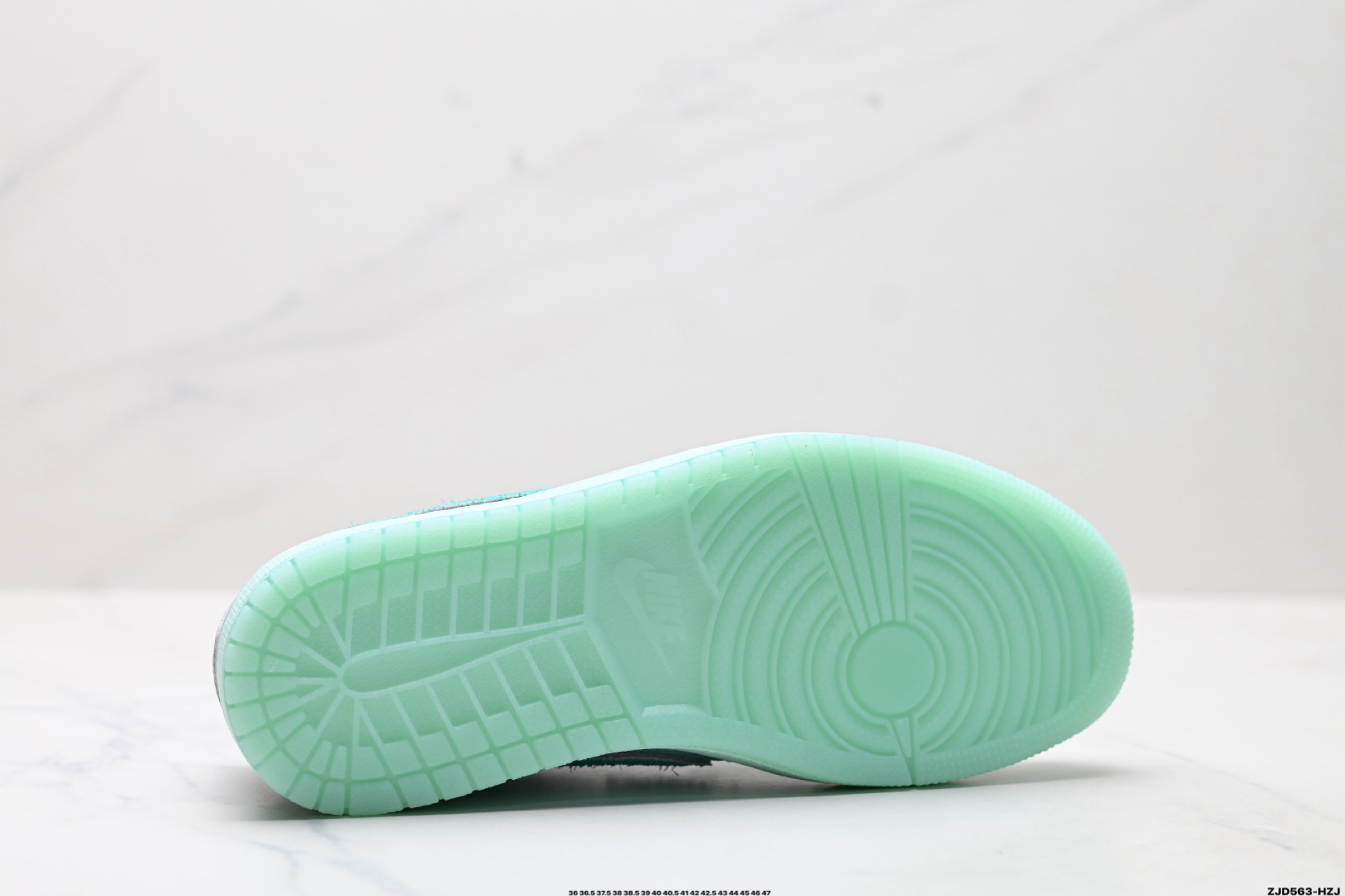 250 Nike Air Jordan 1 Low AJ1乔1低帮休闲板鞋 HQ8111-300-Chinese UA Cheap High Quatity Brand Clothes Bags handbags Sneakers wholesale wholesaler seller from China Factory suppliers Fashion Clothing Shoes best Quality Beautiful Price 250 Nike Air Jordan 1 Low AJ1乔1低帮休闲板鞋 HQ8111-300