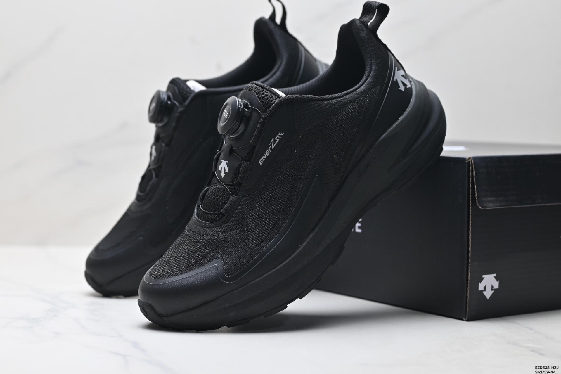 380 迪桑特DESCENTE LAVITATE WIRE 3.0 舒适百搭防滑耐磨 低帮 休闲跑步鞋 D5331RRN08-Chinese UA Cheap High Quatity Brand Clothes Bags handbags Sneakers wholesale wholesaler seller from China Factory suppliers Fashion Clothing Shoes best Quality Beautiful Price 380 迪桑特DESCENTE LAVITATE WIRE 3.0 舒适百搭防滑耐磨 低帮 休闲跑步鞋 D5331RRN08