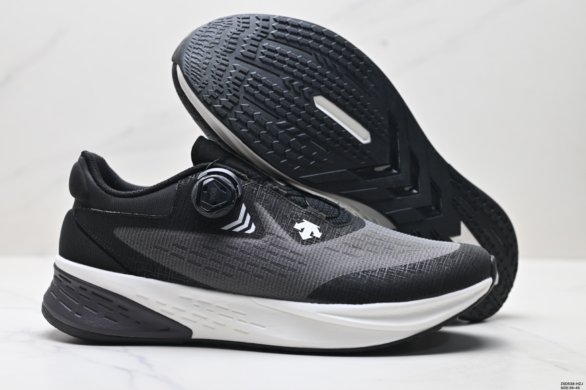 330 迪桑特PRIMER GTX 都市通勤 GORE-TEX 时尚舒适 防滑耐磨 时尚休闲运动覆盖防水男子越野跑鞋-Chinese UA Cheap High Quatity Brand Clothes Bags handbags Sneakers wholesale wholesaler seller from China Factory suppliers Fashion Clothing Shoes best Quality Beautiful Price 330 迪桑特PRIMER GTX 都市通勤 GORE-TEX 时尚舒适 防滑耐磨 时尚休闲运动覆盖防水男子越野跑鞋