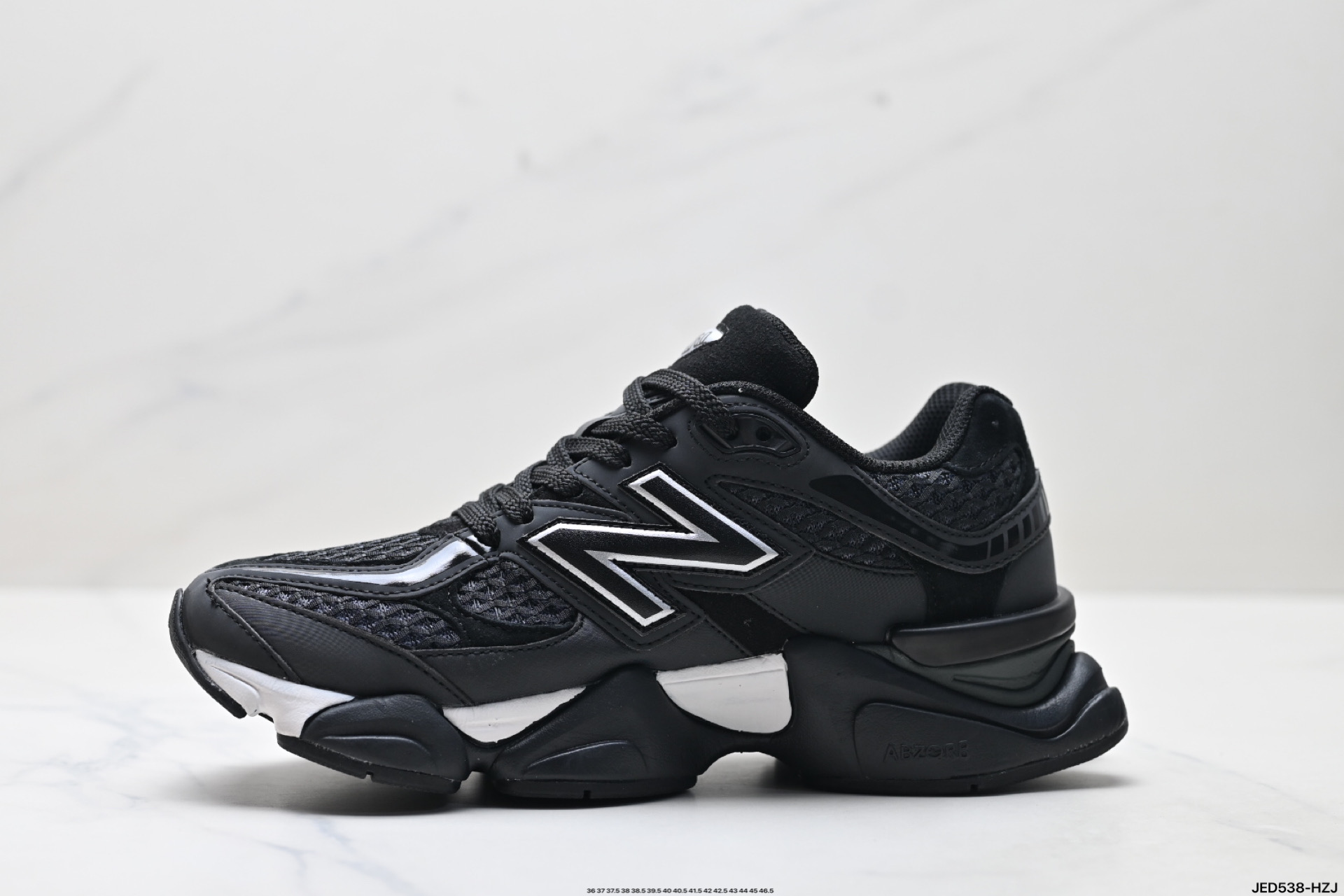 💰190
真标✅New Balance 9060系列 新百伦 复古休闲运动慢跑鞋 
鞋面大身由空间双格及磨砂鞋面拼接而生 
采用大面积网眼以及麂皮材质覆盖鞋身 还原经典气质 搭载ABZORB避震科技 由泡沫聚酯制成 上脚可以有效减少由鞋反弹对身体及双腿的冲击力
货号:U9060PNR
Size:36 37 37.5 38 38.5 39.5 40 40.5 41.5 42 42.5 43 44 45 46.5
ID:JED538-HZJ