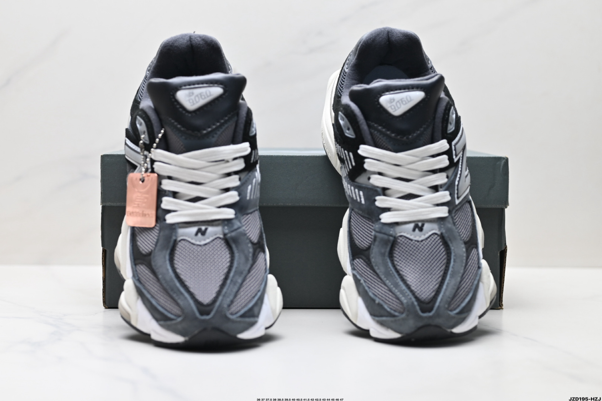 💰180
真标✅New Balance 9060系列 新百伦 复古休闲运动慢跑鞋 
货号:U9060FL
Size:36 37 37.5 38 38.5 39.5 40 40.5 41.5 42 42.5 43 44 45
ID:JZD195-HZJ