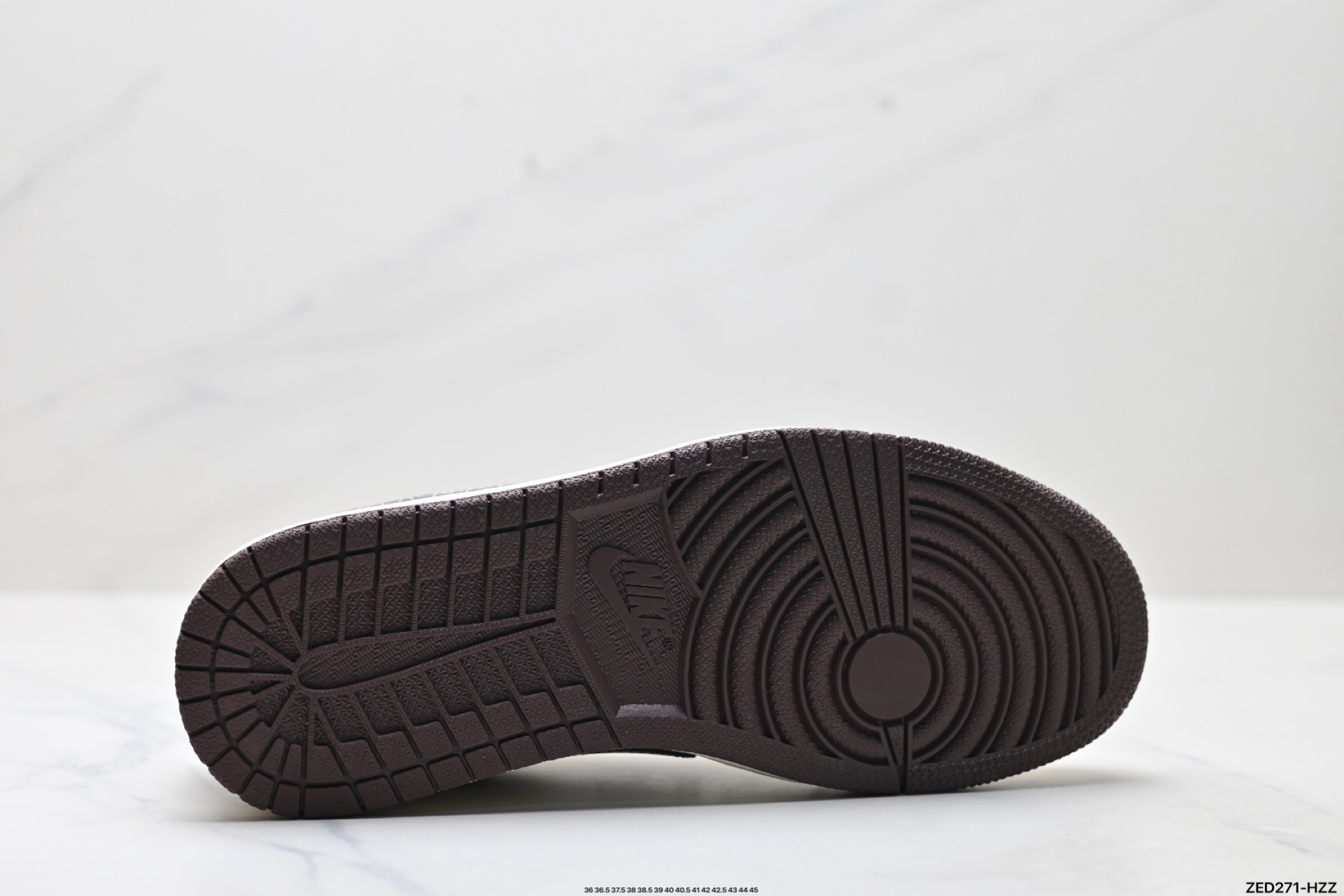 270 Nike Air Jordan 1 x Travis Scott AJ1倒勾 乔一倒钩 ‘DIY’定制 耐克 低帮文化篮球鞋 XS2025-051-Chinese UA Cheap High Quatity Brand Clothes Bags handbags Sneakers wholesale wholesaler seller from China Factory suppliers Fashion Clothing Shoes best Quality Beautiful Price 270 Nike Air Jordan 1 x Travis Scott AJ1倒勾 乔一倒钩 ‘DIY’定制 耐克 低帮文化篮球鞋 XS2025-051