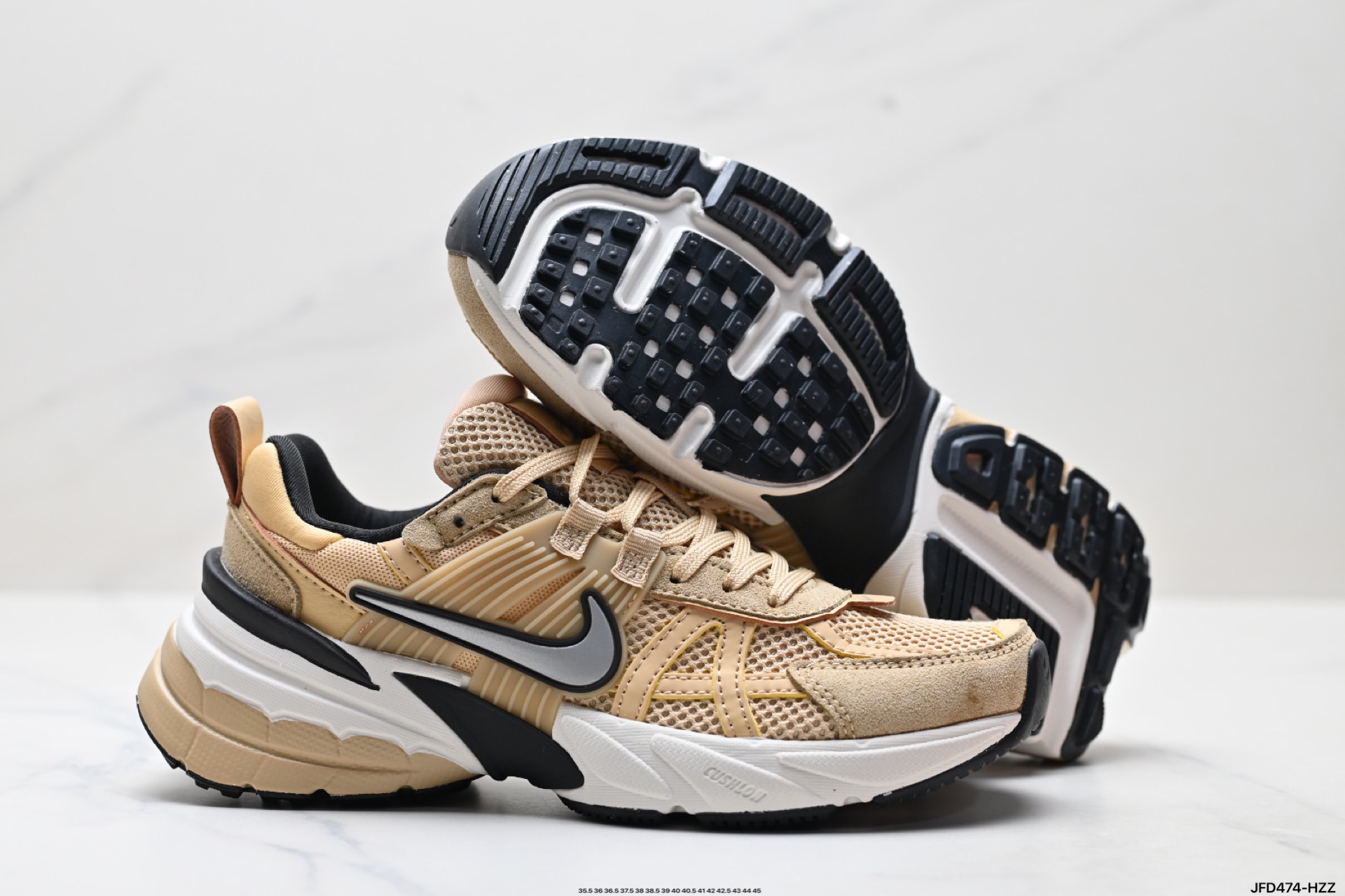 💰190
公司级✅耐克NIKE V2K RUN跑步鞋复古风潮 网面透气运动鞋 灰银紧致的鞋面材质提供良好的包裹性鞋侧 Swoosh以及鞋头部分搭配增添不少亮点的镀铬细节鞋垫上印有Bill Bowerman头像 将细节拉满中底饰有独特的做旧效果 最后搭载黑色外底凸显整双鞋的复古气质
货号:FN6703-200
尺码:35.5 36 36.5 37.5 38 38.5 39 40 40.5 41 42 42.5 43 44 45
ID:JFD474-HZZ