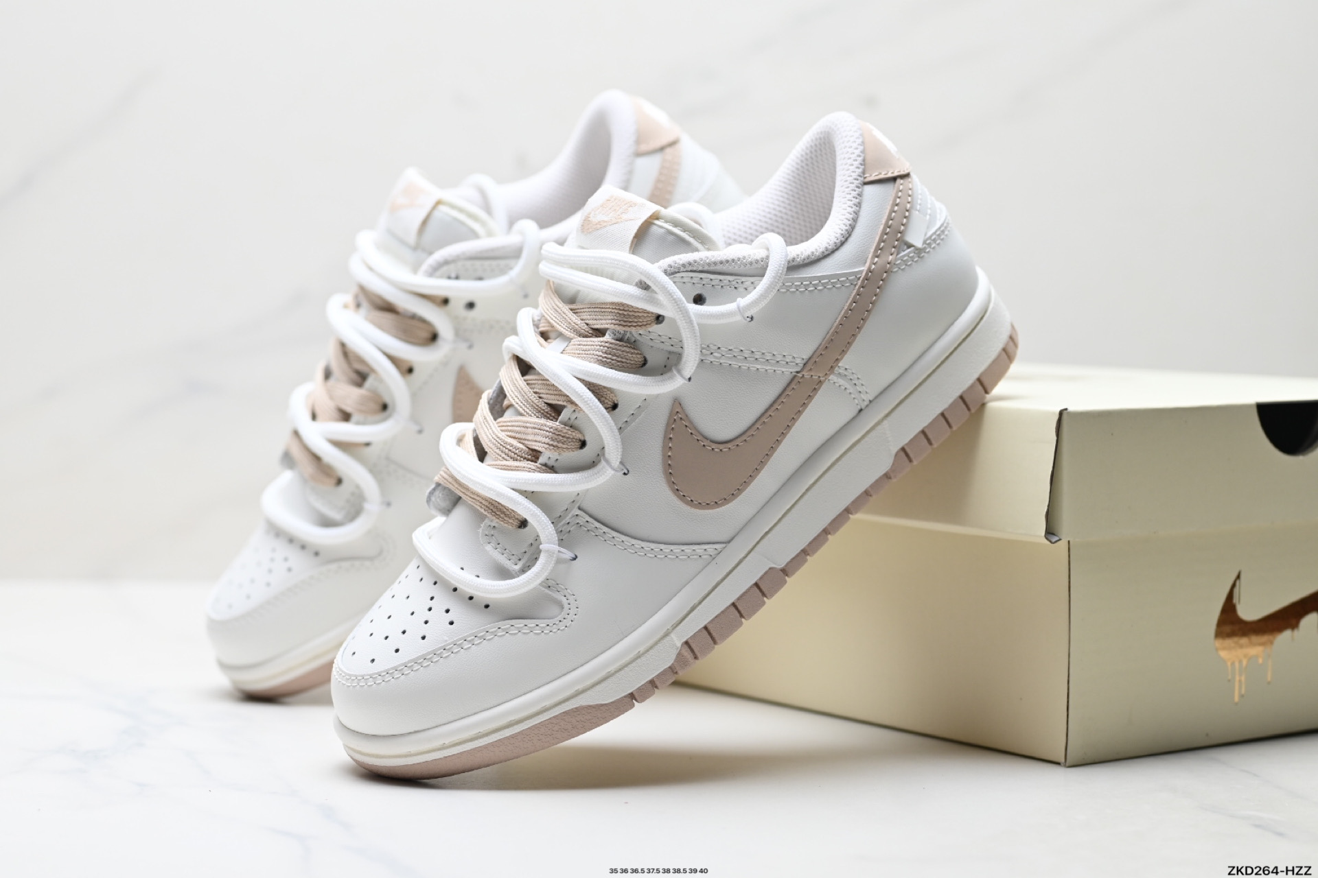 280 Nike Dunk Low Retro ‘DIY高端定制’耐克 低帮休闲运动板鞋 WG0510-070-Chinese UA Cheap High Quatity Brand Clothes Bags handbags Sneakers wholesale wholesaler seller from China Factory suppliers Fashion Clothing Shoes best Quality Beautiful Price 280 Nike Dunk Low Retro ‘DIY高端定制’耐克 低帮休闲运动板鞋 WG0510-070