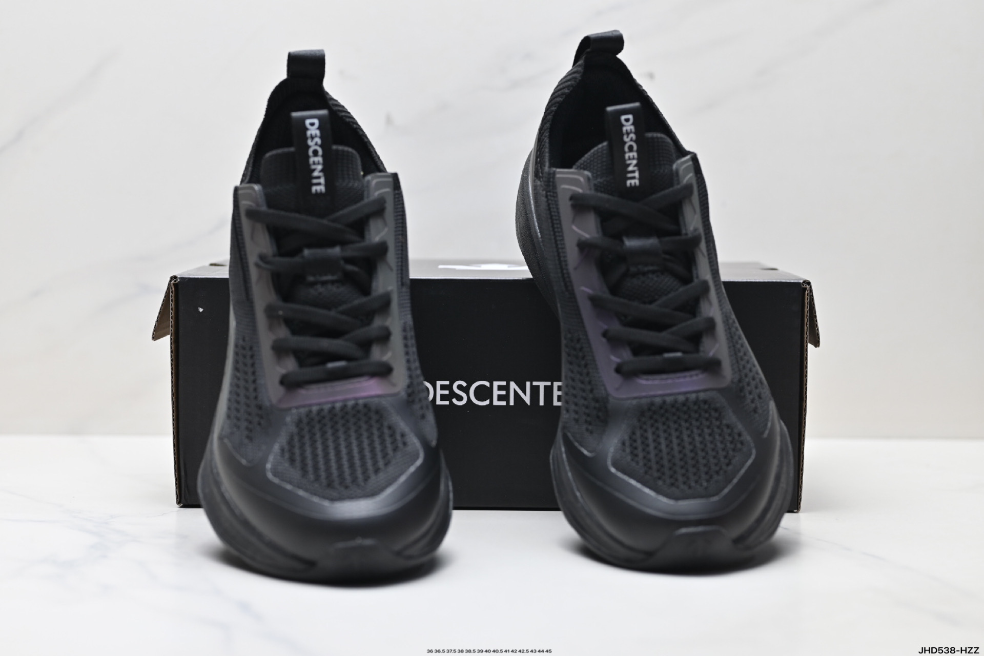迪桑特DESCENTE ENERZITE LAVITATE 2.0 KNIT 时尚防滑 低帮跑步鞋  D4431RRN05