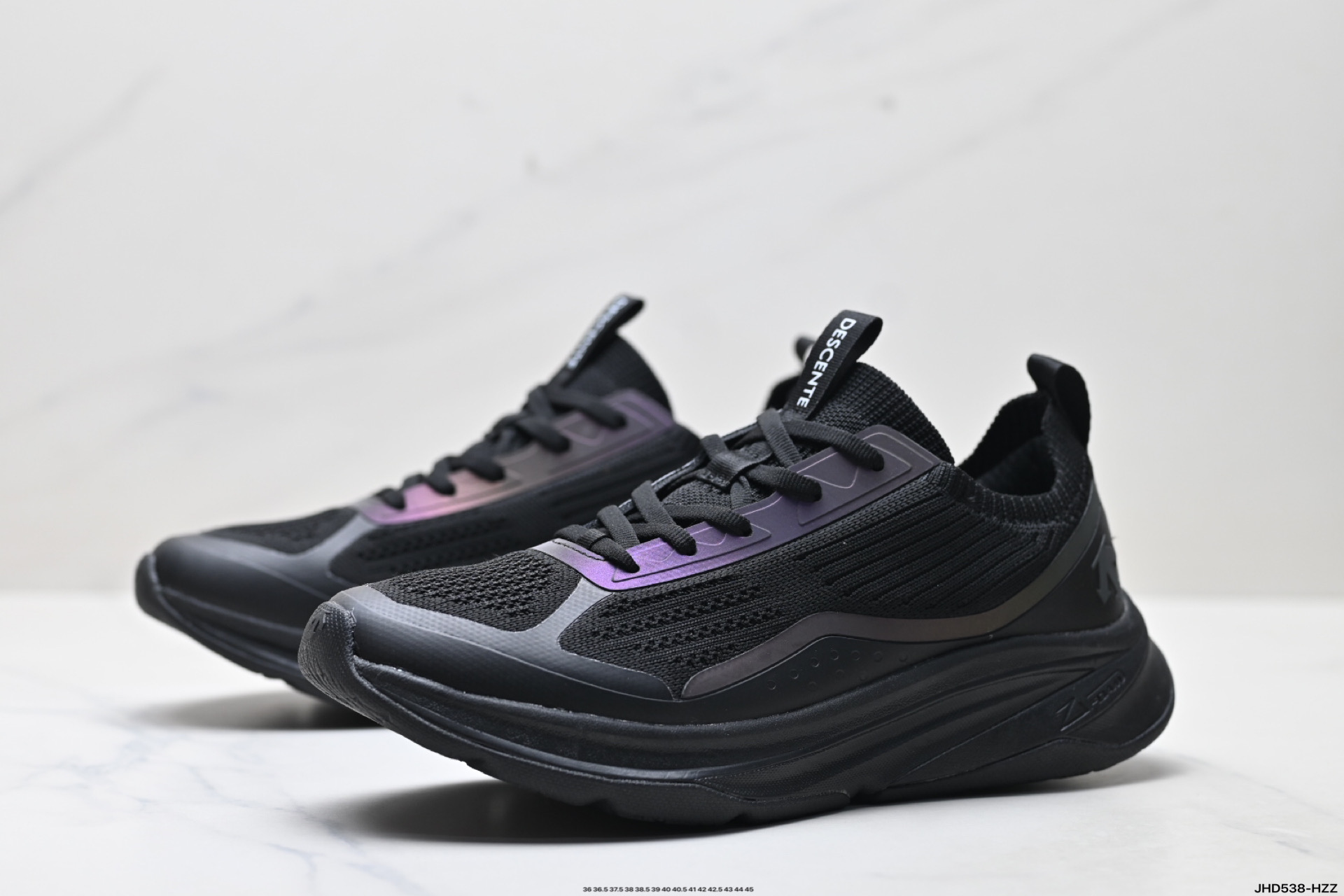 迪桑特DESCENTE ENERZITE LAVITATE 2.0 KNIT 时尚防滑 低帮跑步鞋  D4431RRN05