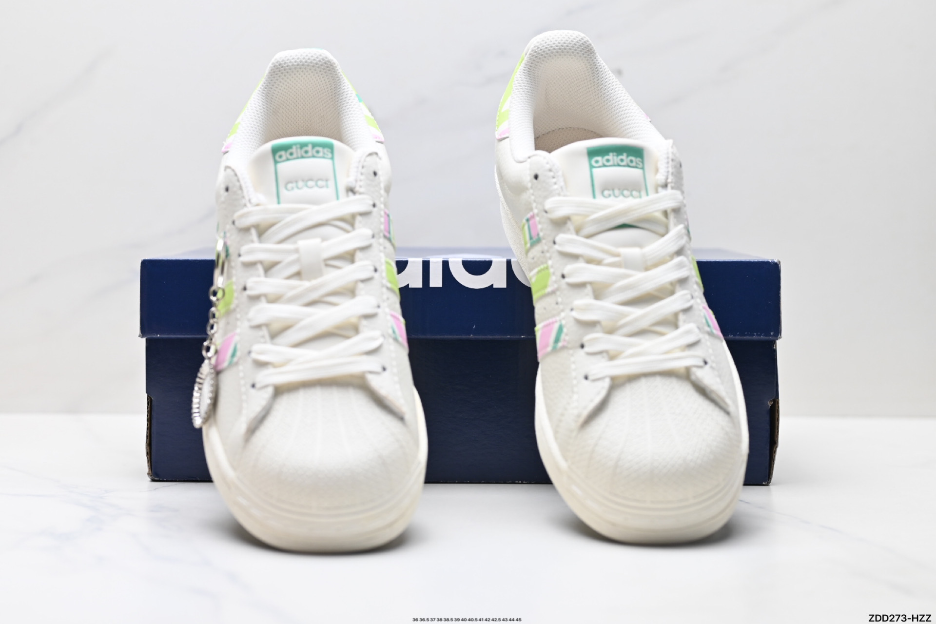 240 AdidOriginals Superstar 阿迪达斯 三叶草 贝壳头’DIY’系列低帮经典百搭休闲运动板鞋 DS0024-Chinese UA Cheap High Quatity Brand Clothes Bags handbags Sneakers wholesale wholesaler seller from China Factory suppliers Fashion Clothing Shoes best Quality Beautiful Price 240 AdidOriginals Superstar 阿迪达斯 三叶草 贝壳头’DIY’系列低帮经典百搭休闲运动板鞋 DS0024