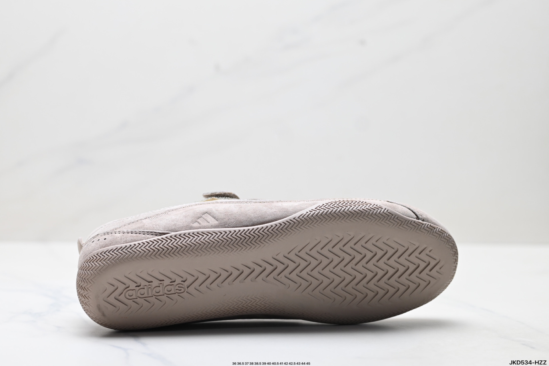 170 ADID皮革 FOS URBAN REVERIE 舒适百搭 耐磨低帮 阿迪达斯 生活休闲鞋 JS2445-Chinese UA Cheap High Quatity Brand Clothes Bags handbags Sneakers wholesale wholesaler seller from China Factory suppliers Fashion Clothing Shoes best Quality Beautiful Price 170 ADID皮革 FOS URBAN REVERIE 舒适百搭 耐磨低帮 阿迪达斯 生活休闲鞋 JS2445