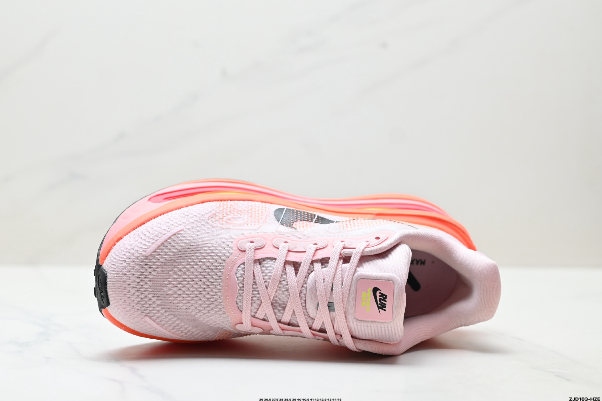 Nike VOMERO PREMIUM 耐克 舒适减震防滑 低帮跑步鞋 HQ2050-442