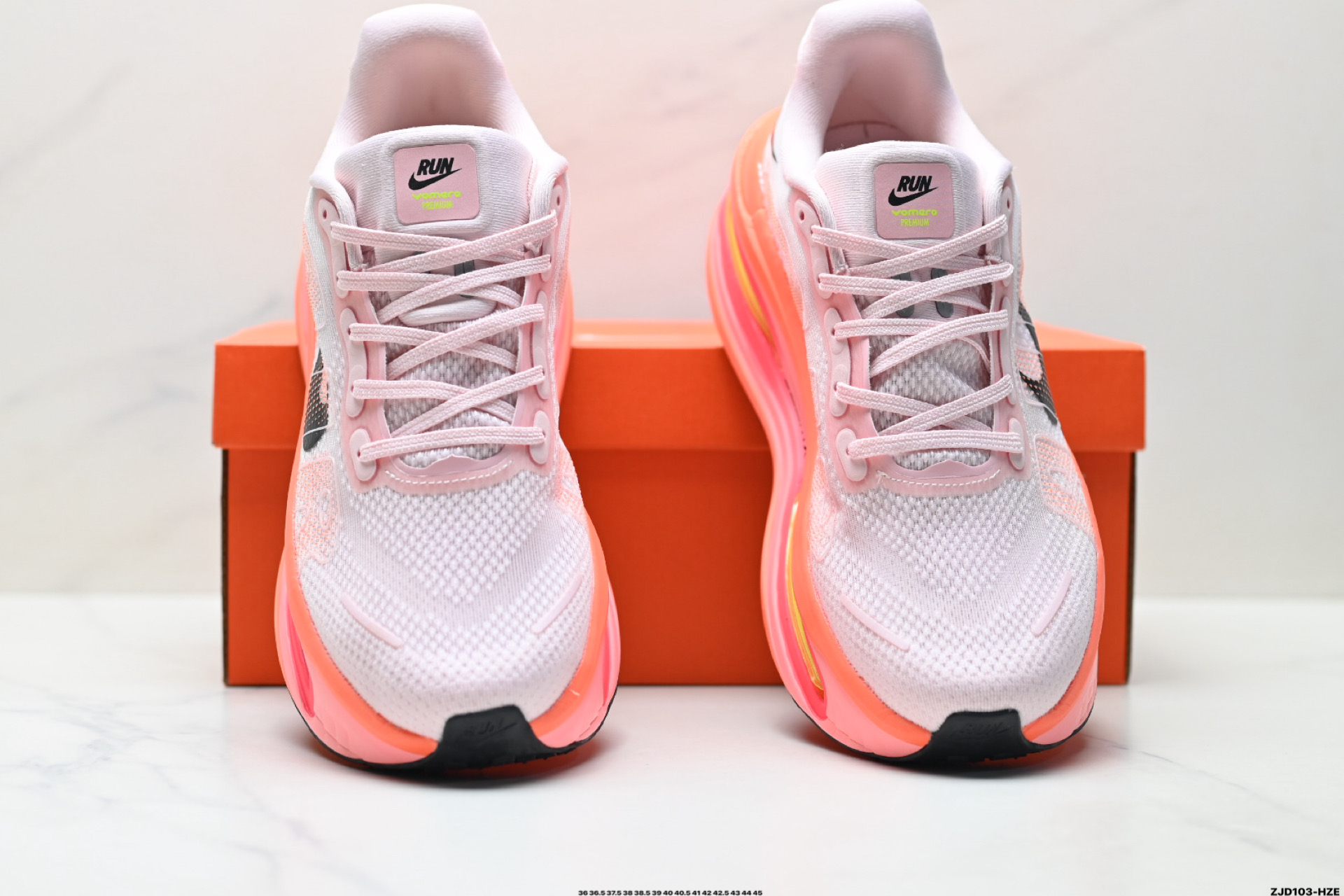 Nike VOMERO PREMIUM 耐克 舒适减震防滑 低帮跑步鞋 HQ2050-442