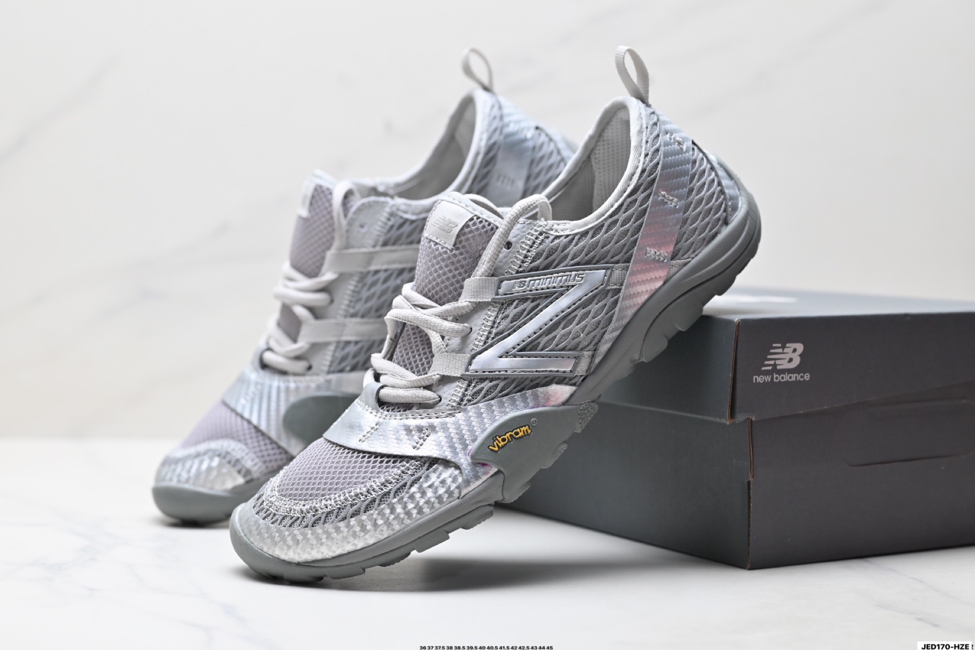 160 New Balance MT10系列 新百伦 薄底赤足鞋 防滑耐磨平衡轻便 低帮休闲城市通勤跑步鞋 MT10OAA-Chinese UA Cheap High Quatity Brand Clothes Bags handbags Sneakers wholesale wholesaler seller from China Factory suppliers Fashion Clothing Shoes best Quality Beautiful Price 160 New Balance MT10系列 新百伦 薄底赤足鞋 防滑耐磨平衡轻便 低帮休闲城市通勤跑步鞋 MT10OAA