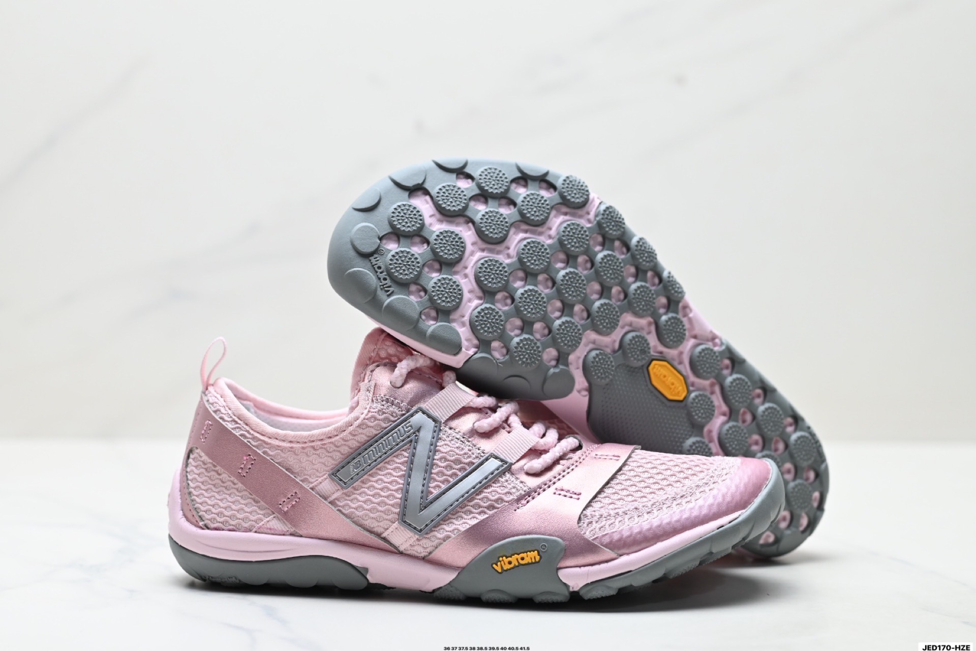 160 New Balance MT10系列 新百伦 薄底赤足鞋 防滑耐磨平衡轻便 低帮休闲城市通勤跑步鞋 MT10OAA-Chinese UA Cheap High Quatity Brand Clothes Bags handbags Sneakers wholesale wholesaler seller from China Factory suppliers Fashion Clothing Shoes best Quality Beautiful Price 160 New Balance MT10系列 新百伦 薄底赤足鞋 防滑耐磨平衡轻便 低帮休闲城市通勤跑步鞋 MT10OAA