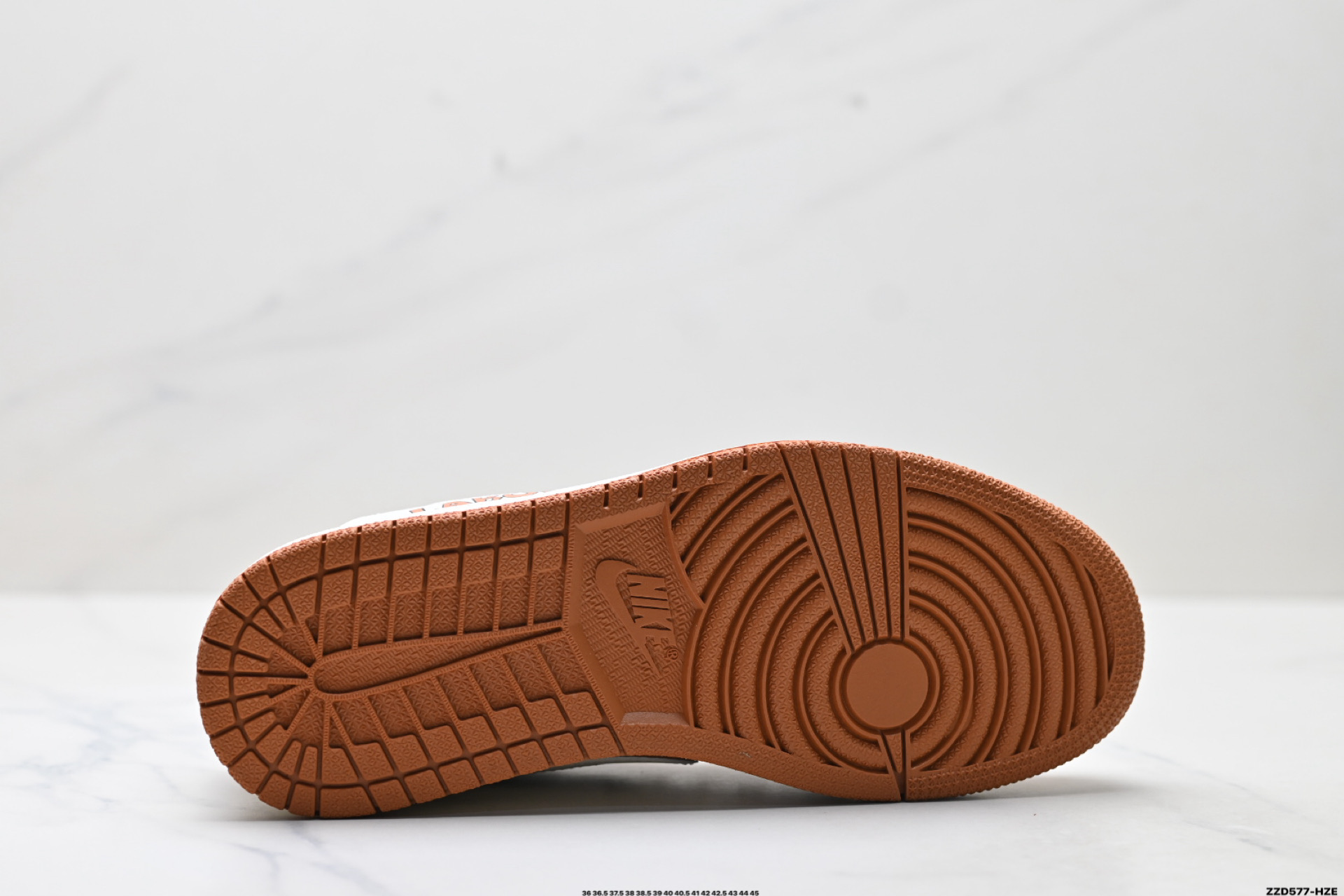 260 Nike Air Jordan 1 x Travis Scott AJ1倒勾 乔一倒钩 ‘DIY’定制 耐克 低帮文化篮球鞋 XB1979-019-Chinese UA Cheap High Quatity Brand Clothes Bags handbags Sneakers wholesale wholesaler seller from China Factory suppliers Fashion Clothing Shoes best Quality Beautiful Price 260 Nike Air Jordan 1 x Travis Scott AJ1倒勾 乔一倒钩 ‘DIY’定制 耐克 低帮文化篮球鞋 XB1979-019