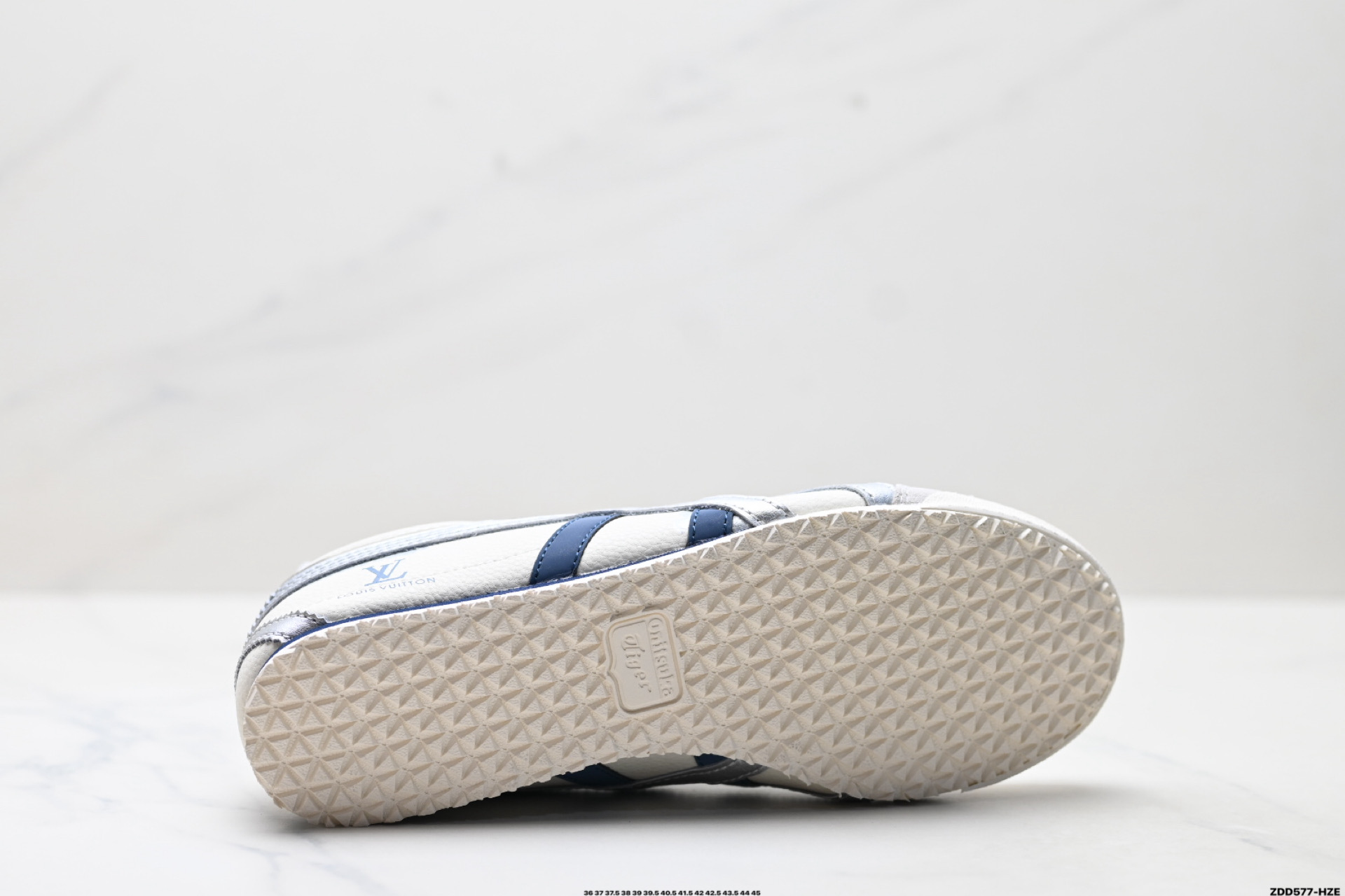 240 Onitsuka Tiger鬼塚虎 MEXICO 66 ‘DIY’定制球鞋系列 防滑耐磨透气轻便 低帮休闲鞋 DL408-143-Chinese UA Cheap High Quatity Brand Clothes Bags handbags Sneakers wholesale wholesaler seller from China Factory suppliers Fashion Clothing Shoes best Quality Beautiful Price 240 Onitsuka Tiger鬼塚虎 MEXICO 66 ‘DIY’定制球鞋系列 防滑耐磨透气轻便 低帮休闲鞋 DL408-143