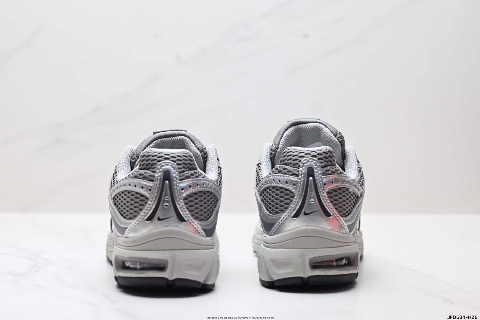 Nike Air Max Moto 2K: Comodidad y Estilo para tus Carreras Diarias 7 i1753203406922 8420 0 5