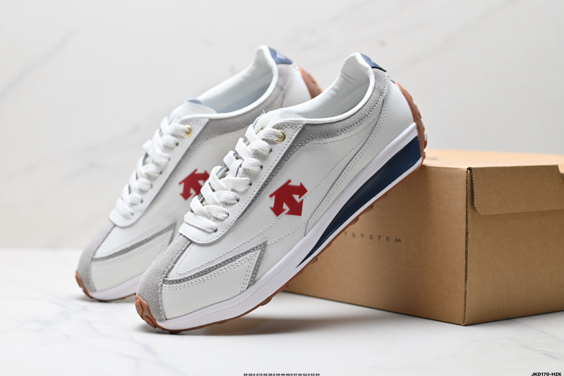 170 迪桑特DESCENTE CHRON RACER 舒适百搭 防滑耐磨 低帮 生活休闲鞋 D4123LCR19-Chinese UA Cheap High Quatity Brand Clothes Bags handbags Sneakers wholesale wholesaler seller from China Factory suppliers Fashion Clothing Shoes best Quality Beautiful Price 170 迪桑特DESCENTE CHRON RACER 舒适百搭 防滑耐磨 低帮 生活休闲鞋 D4123LCR19