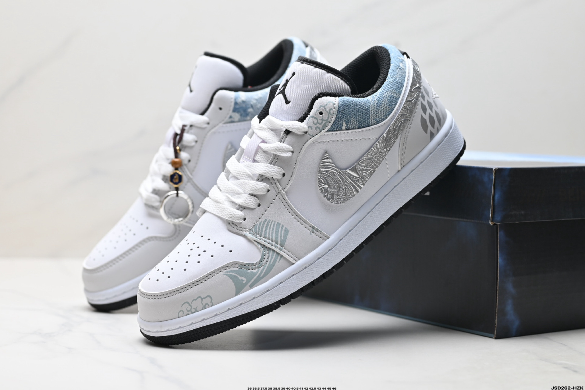 220 Nike Air Jordan 1 Low AJ1乔1低帮休闲板鞋 553558-132-Chinese UA Cheap High Quatity Brand Clothes Bags handbags Sneakers wholesale wholesaler seller from China Factory suppliers Fashion Clothing Shoes best Quality Beautiful Price 220 Nike Air Jordan 1 Low AJ1乔1低帮休闲板鞋 553558-132