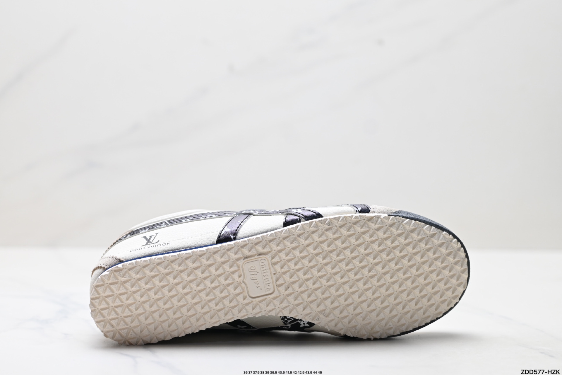 240 Onitsuka Tiger鬼塚虎 MEXICO 66 ‘DIY’定制球鞋系列 防滑耐磨透气轻便 低帮休闲鞋 DL408-140-Chinese UA Cheap High Quatity Brand Clothes Bags handbags Sneakers wholesale wholesaler seller from China Factory suppliers Fashion Clothing Shoes best Quality Beautiful Price 240 Onitsuka Tiger鬼塚虎 MEXICO 66 ‘DIY’定制球鞋系列 防滑耐磨透气轻便 低帮休闲鞋 DL408-140