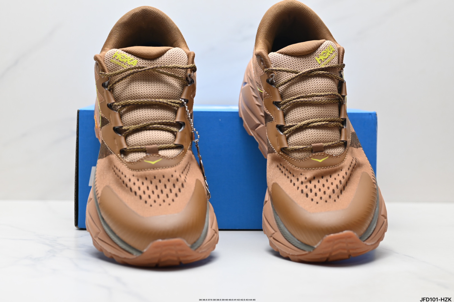 Hoka Skyline-Float X 网面透气 防滑轻便厚底跑步鞋  1141610