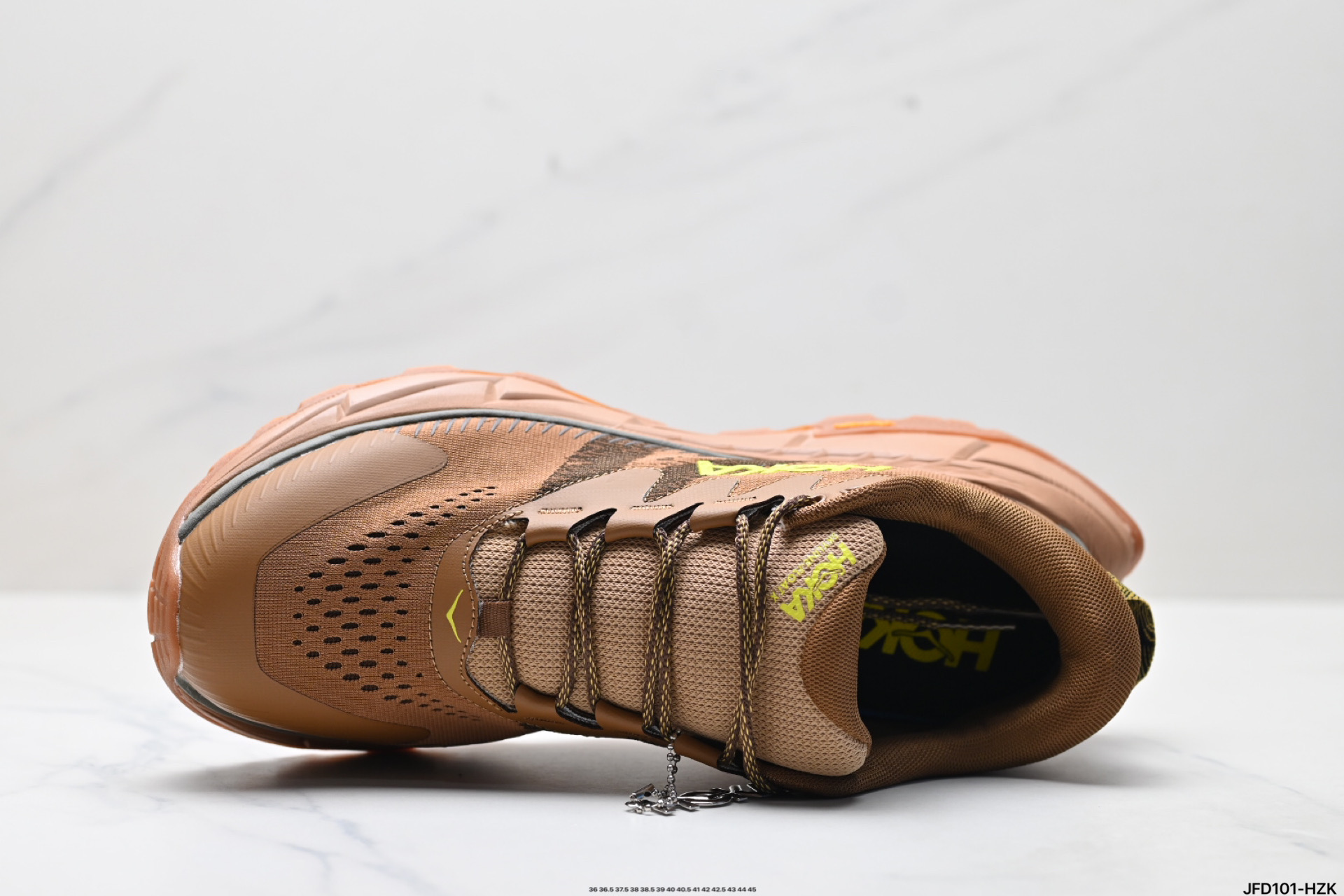 Hoka Skyline-Float X 网面透气 防滑轻便厚底跑步鞋  1141610