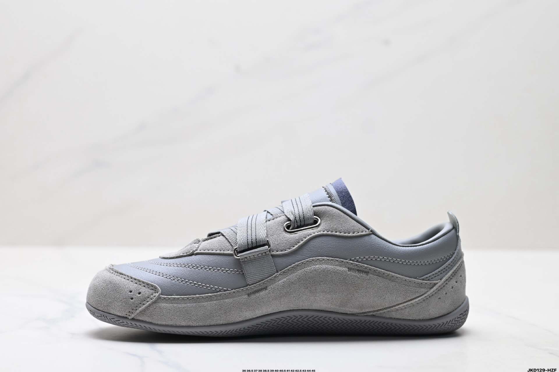 ADID皮革 FOS URBAN REVERIE 舒适百搭 耐磨低帮 阿迪达斯 生活休闲鞋 JQ9391