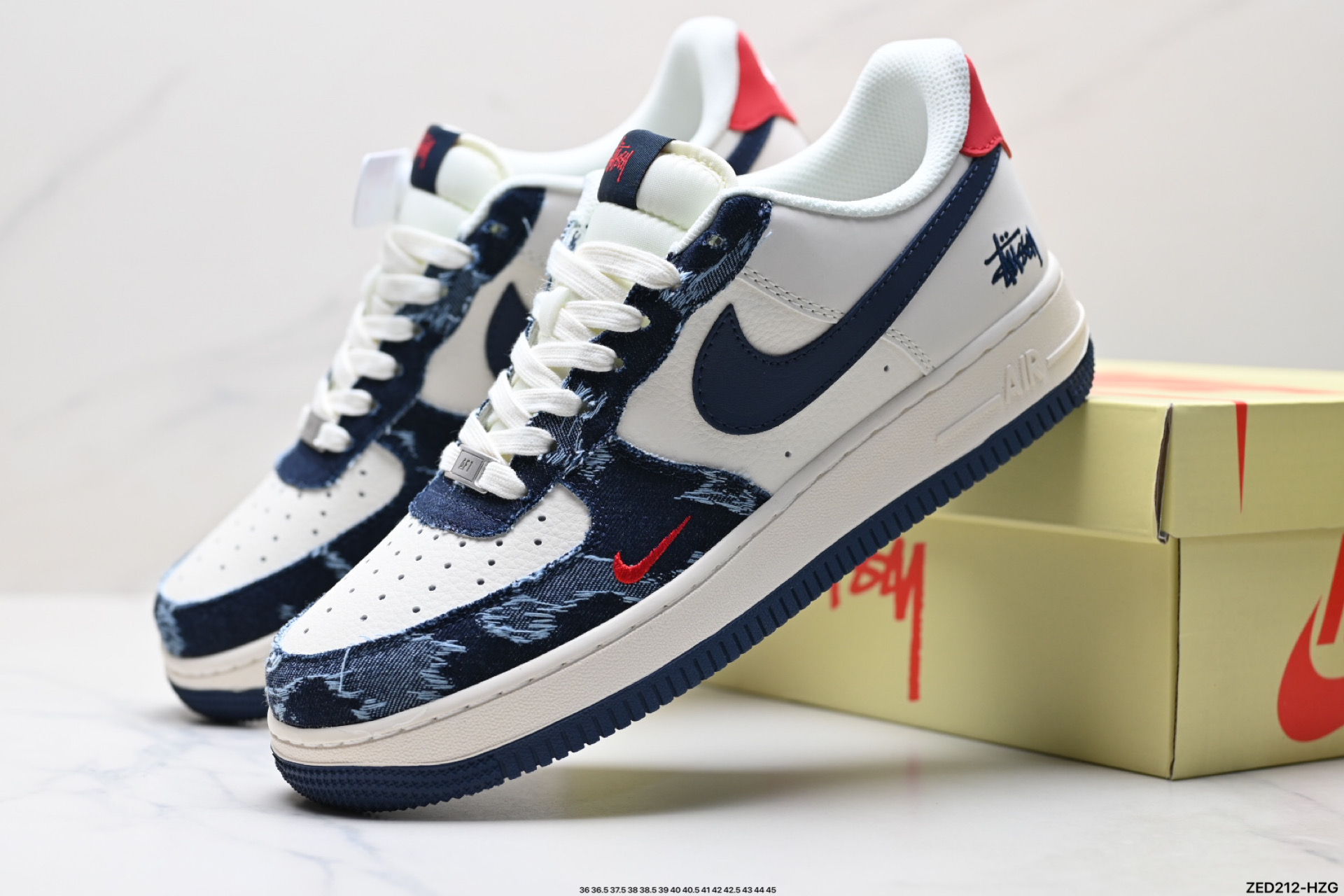270 NIKE AIR FORCE 1‘07 LV8 XS1958-579