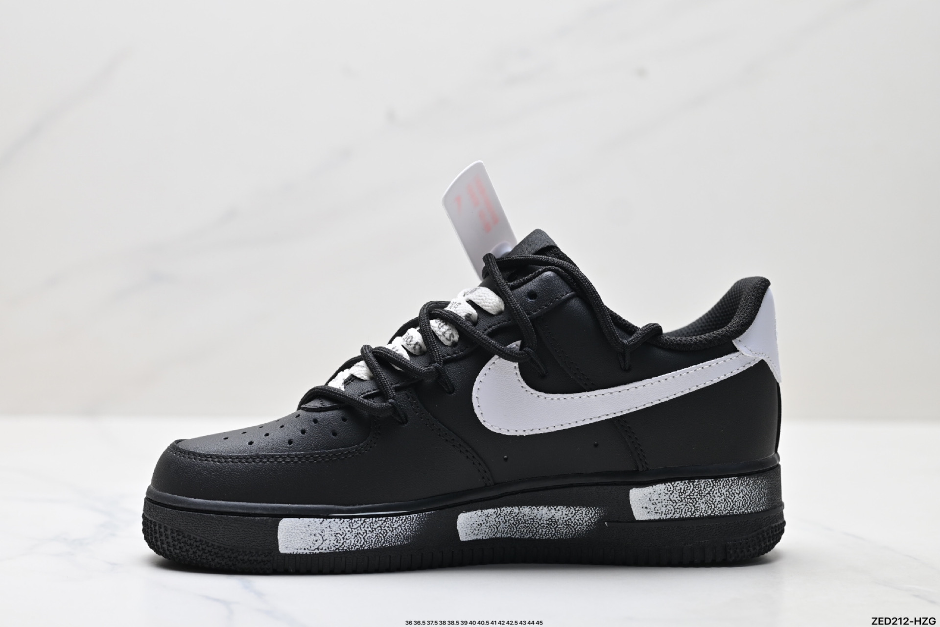 NIKE AIR FORCE 1‘07  ZH0316-059