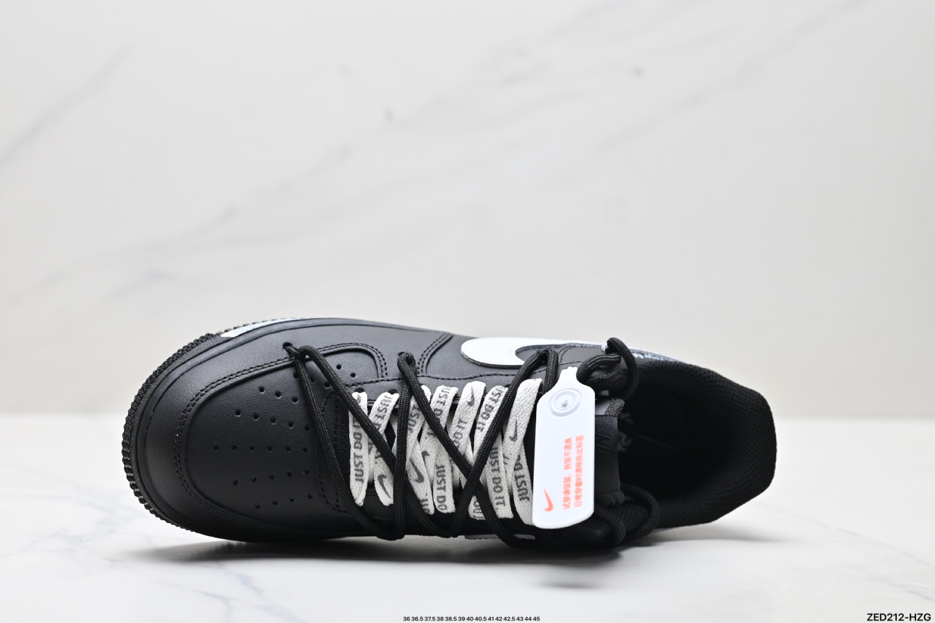NIKE AIR FORCE 1‘07  ZH0316-059