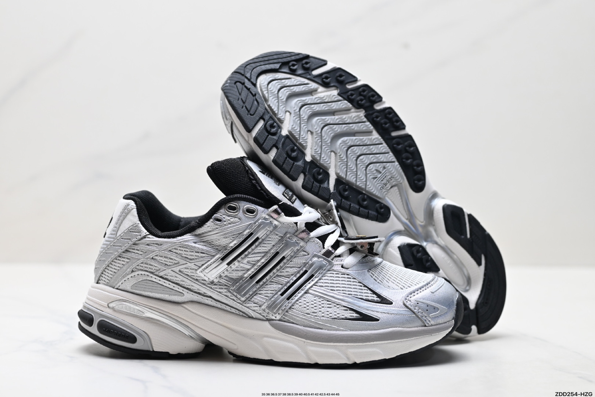 240 AdidOriginals Adistar Cushion 3 Captain Piggy 阿迪达斯 舒适百搭防滑耐磨 低帮 休闲鞋 IH5928-Chinese UA Cheap High Quatity Brand Clothes Bags handbags Sneakers wholesale wholesaler seller from China Factory suppliers Fashion Clothing Shoes best Quality Beautiful Price 240 AdidOriginals Adistar Cushion 3 Captain Piggy 阿迪达斯 舒适百搭防滑耐磨 低帮 休闲鞋 IH5928