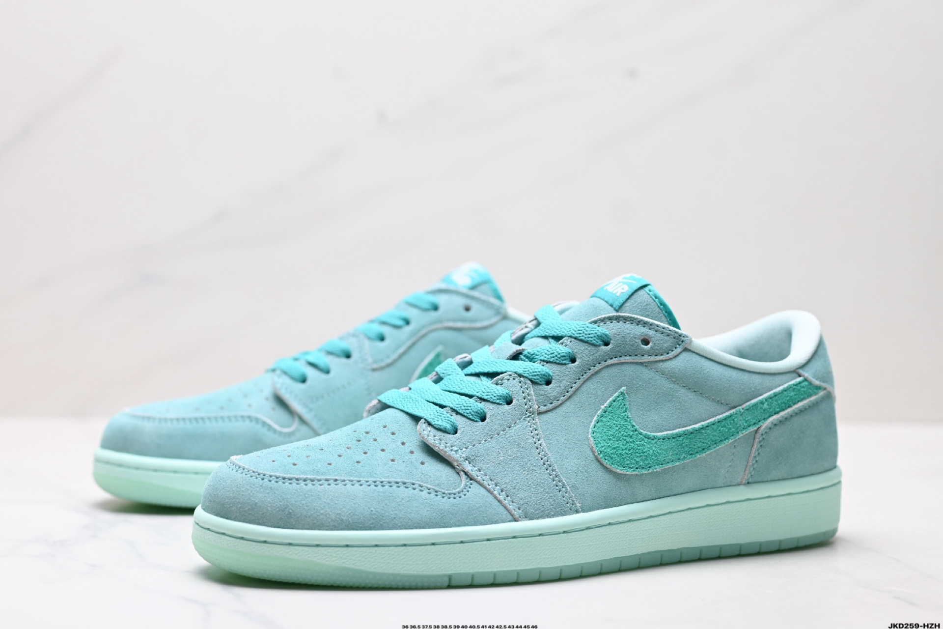 170 Nike Air Jordan 1 Low AJ1乔1低帮休闲板鞋 HQ8111-300-Chinese UA Cheap High Quatity Brand Clothes Bags handbags Sneakers wholesale wholesaler seller from China Factory suppliers Fashion Clothing Shoes best Quality Beautiful Price 170 Nike Air Jordan 1 Low AJ1乔1低帮休闲板鞋 HQ8111-300