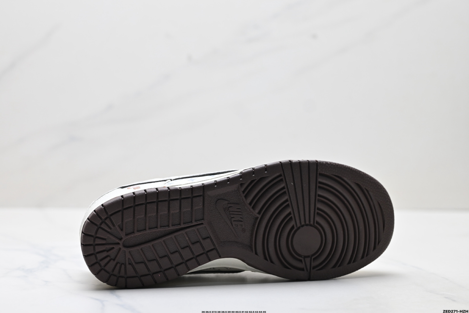 270 Nike Dunk Low Retro ‘DIY高端定制’耐克 低帮休闲运动板鞋 SC0601-456-Chinese UA Cheap High Quatity Brand Clothes Bags handbags Sneakers wholesale wholesaler seller from China Factory suppliers Fashion Clothing Shoes best Quality Beautiful Price 270 Nike Dunk Low Retro ‘DIY高端定制’耐克 低帮休闲运动板鞋 SC0601-456