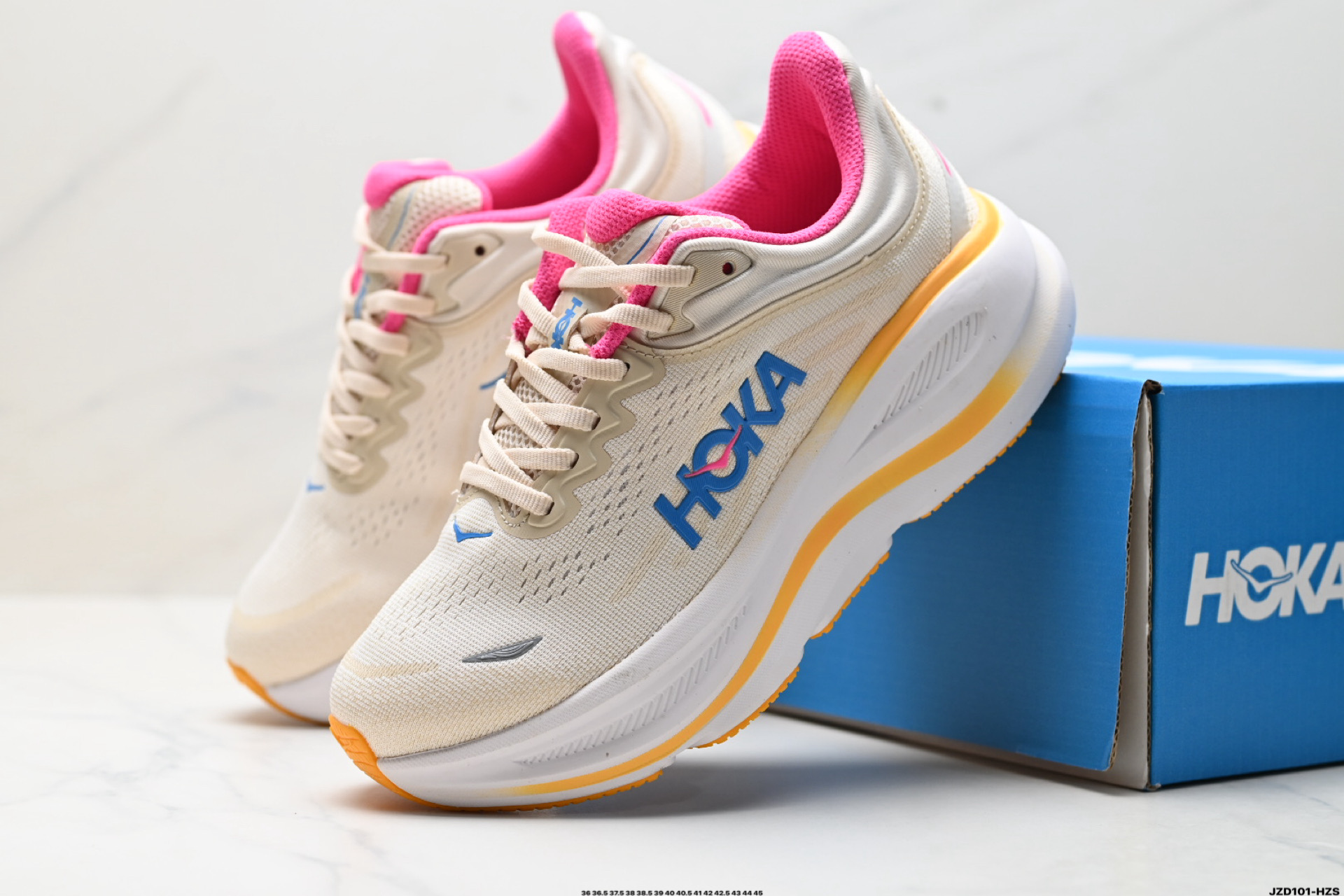 HOKA ONE ONE Bondi 9: Comodidad y Rendimiento para Correr en Montaña 9 i1753631314771 334 0 7