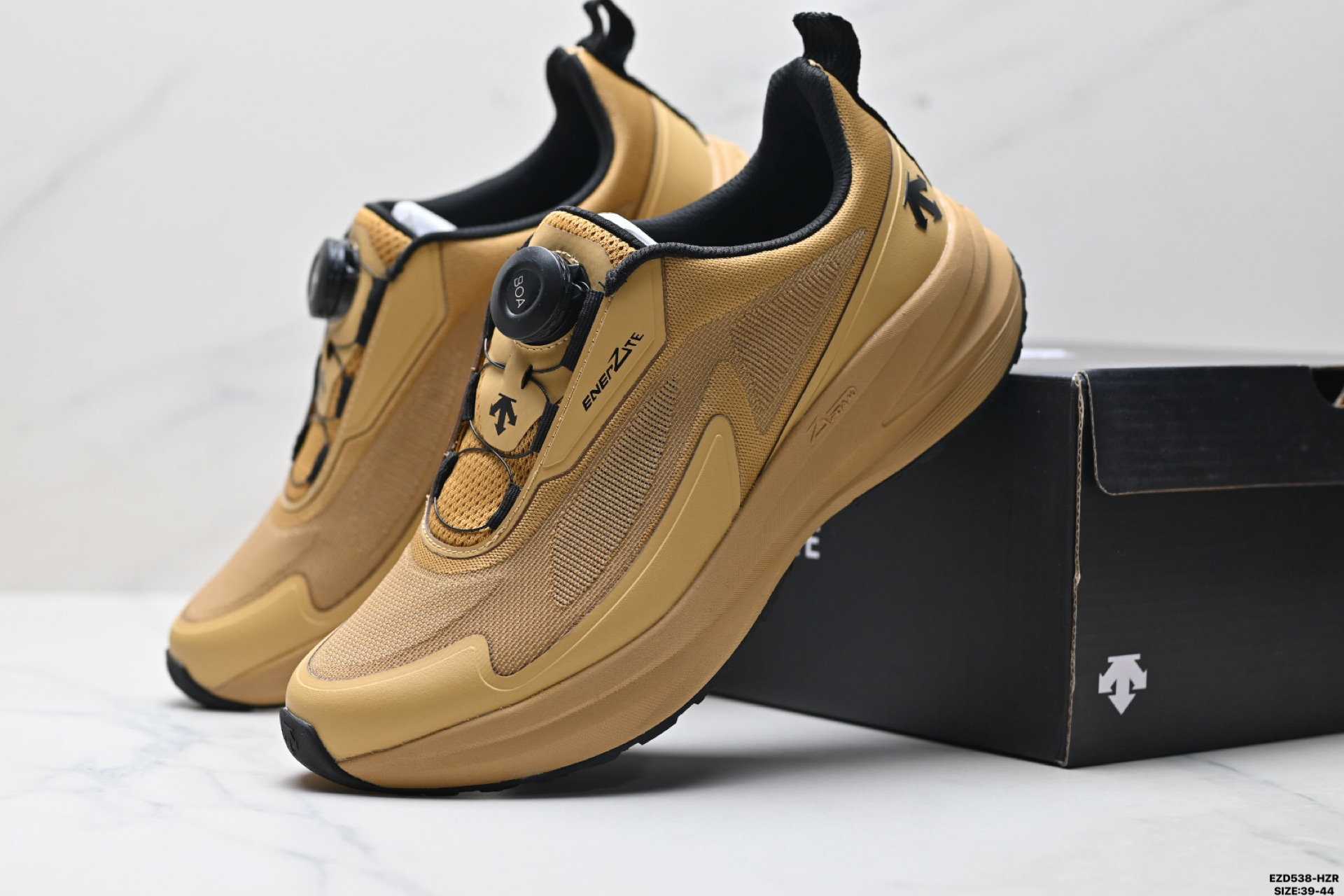 纯原迪桑特DESCENTE LAVITATE WIRE 3.0 舒适百搭防滑耐磨 低帮 休闲跑步鞋  D5231RRN08