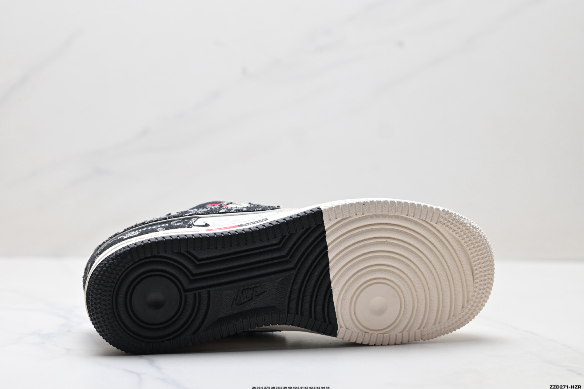 NIKE AIR FORCE 1‘07 LV8 MZ9588-803