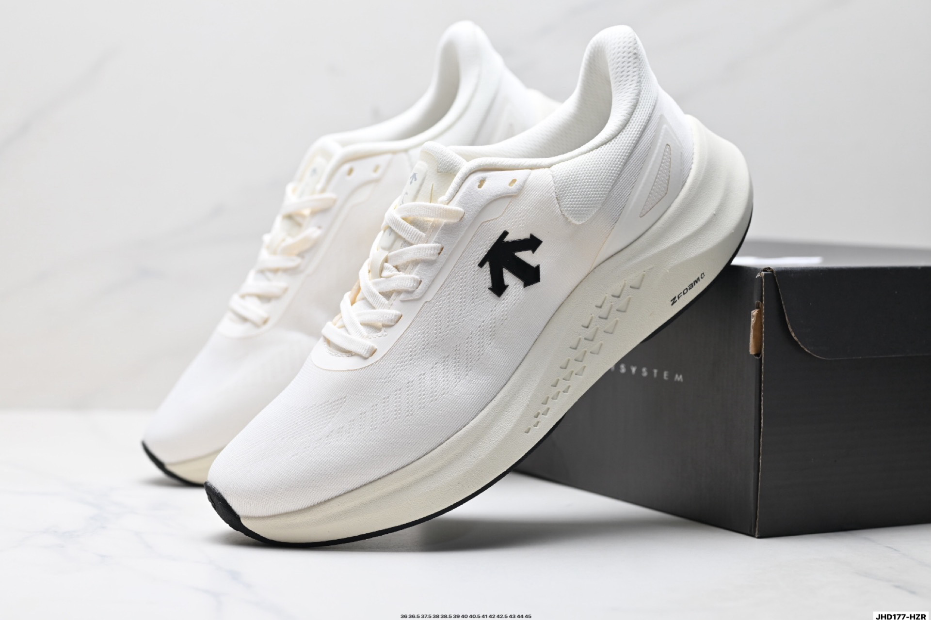 迪桑特DESCENTE RUN STEP 舒适百搭减震耐磨轻便 低帮 休闲训练长跑城市通勤跑步鞋 SQ113RRN14