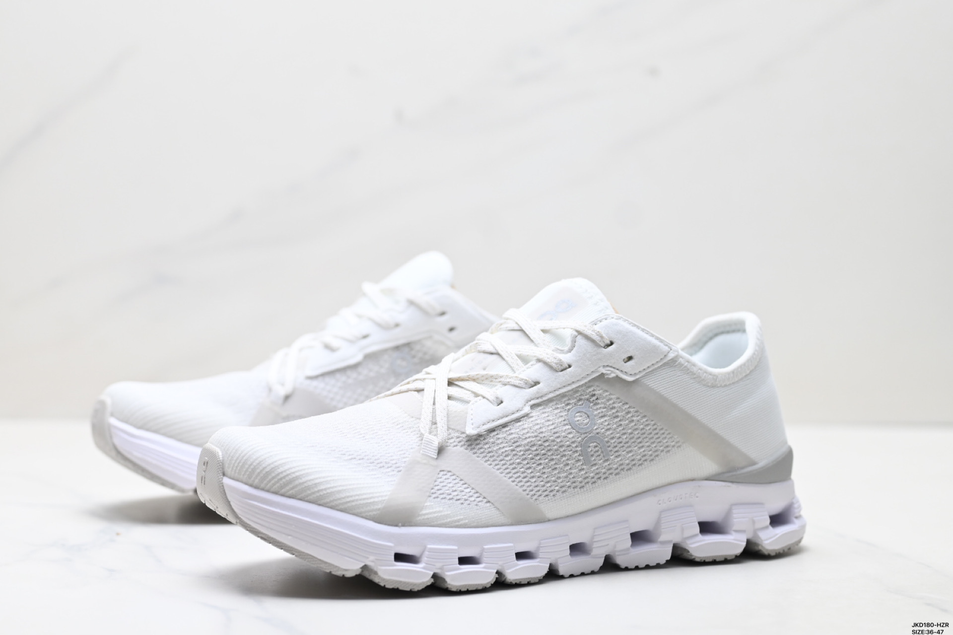 On昂跑 Running Cloud X 4克劳德X系列低帮轻量舒适多功能休闲运动鞋