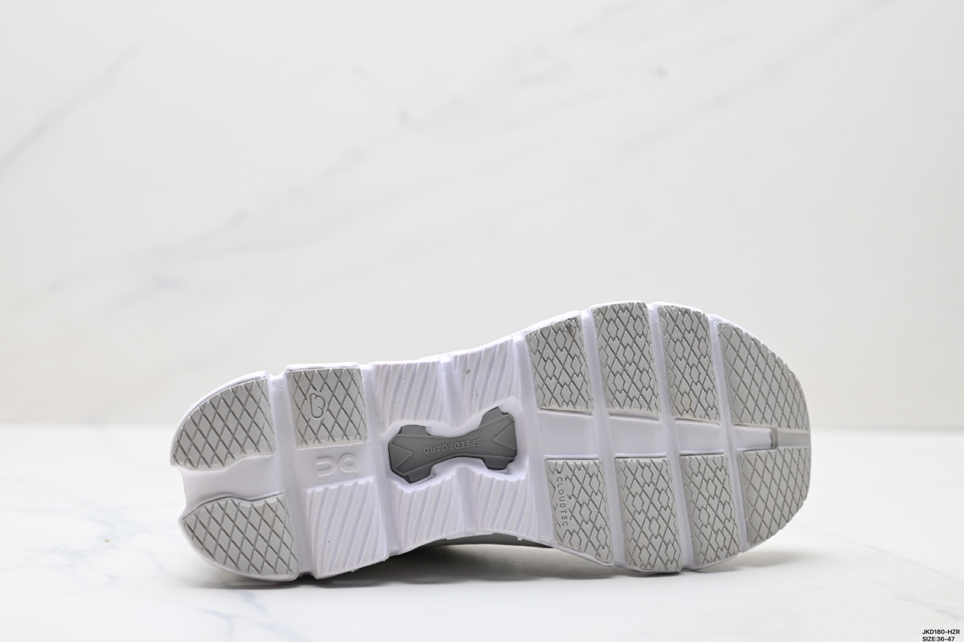 On昂跑 Running Cloud X 4克劳德X系列低帮轻量舒适多功能休闲运动鞋