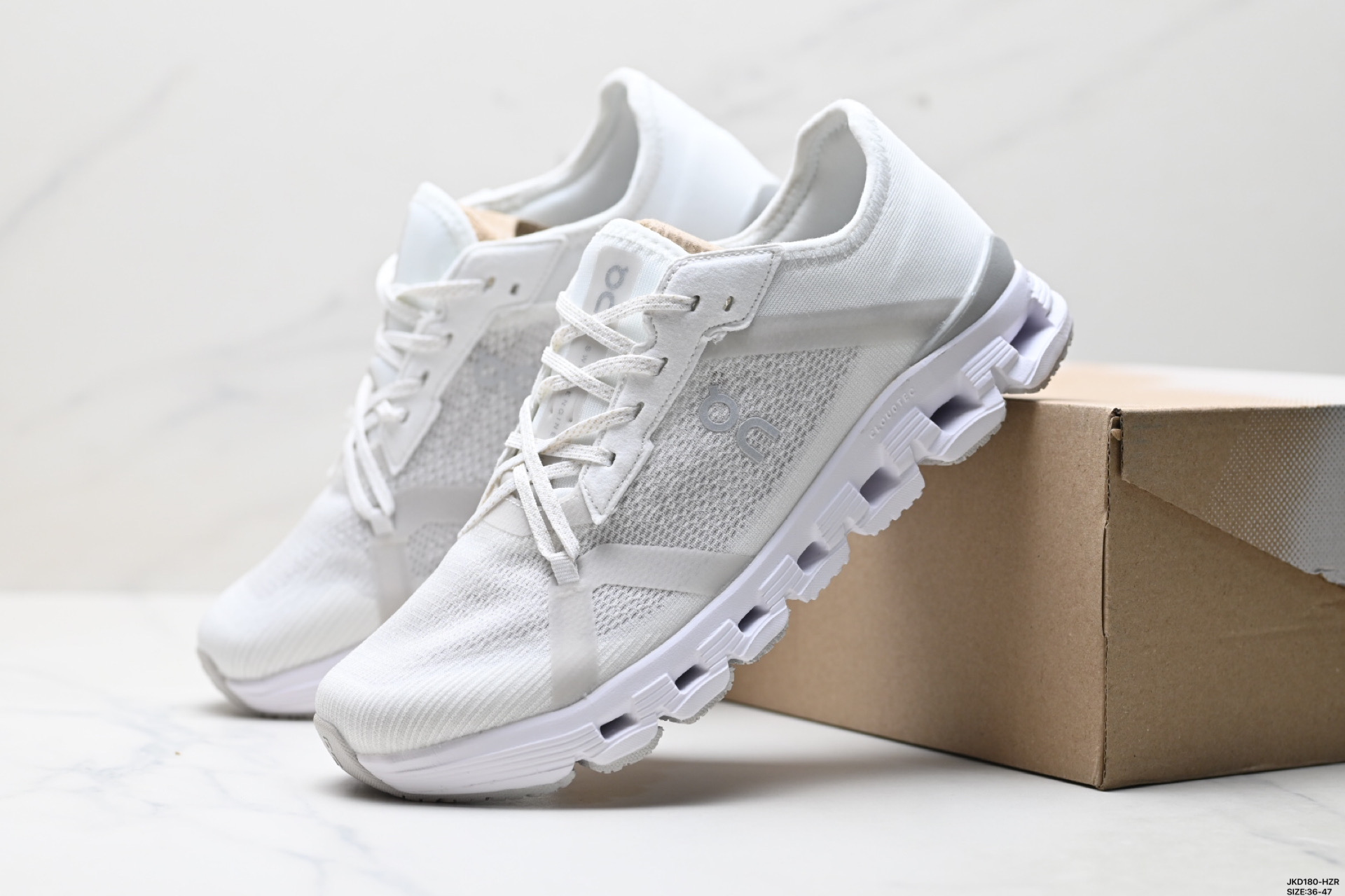 On昂跑 Running Cloud X 4克劳德X系列低帮轻量舒适多功能休闲运动鞋