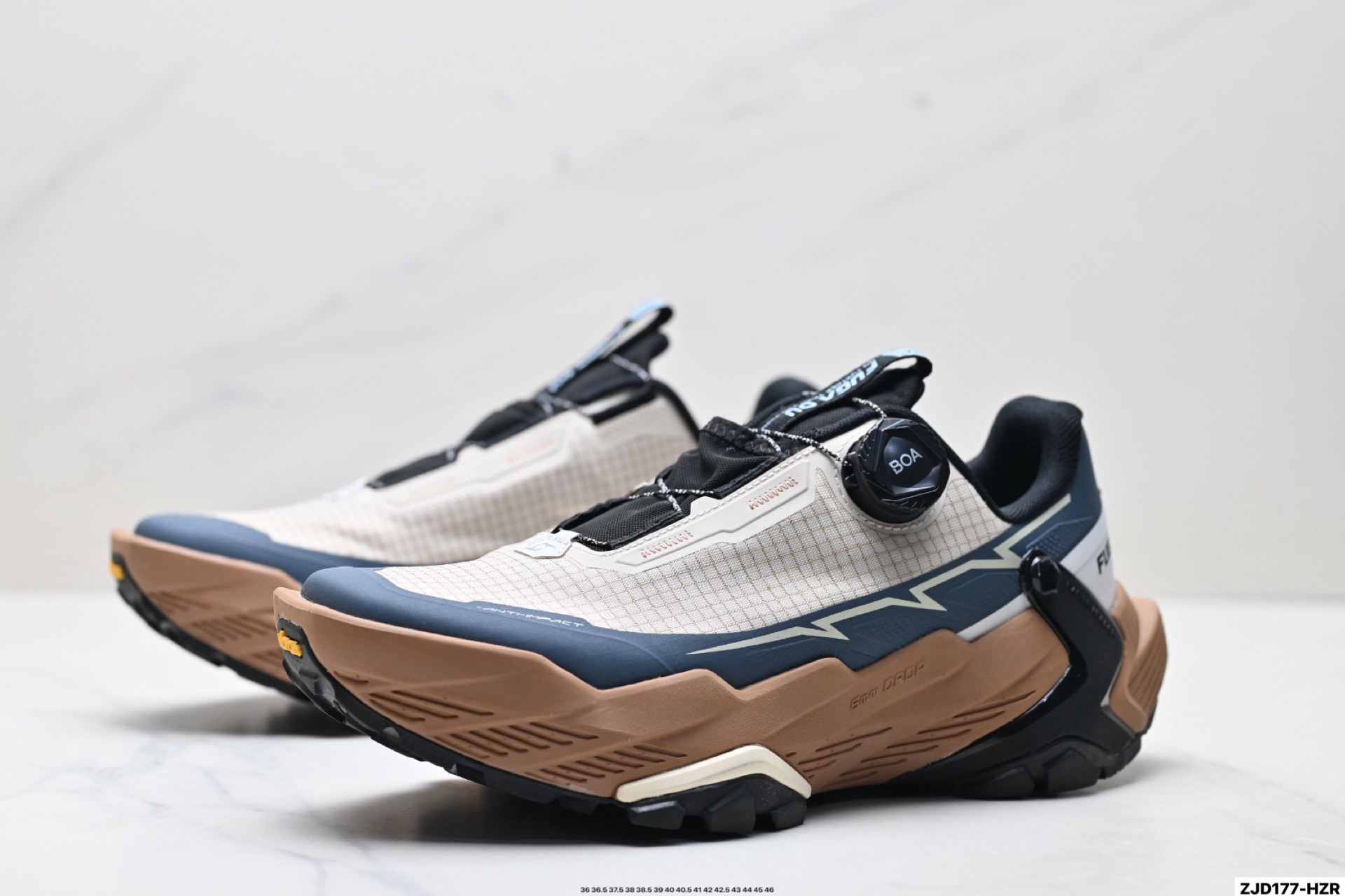 凯乐石 KAILFUGA DU BOA 大坡王轻越野徒步网布TPU减震防滑透气支撑回弹 低帮 超强抓地力登山鞋 KS2413107