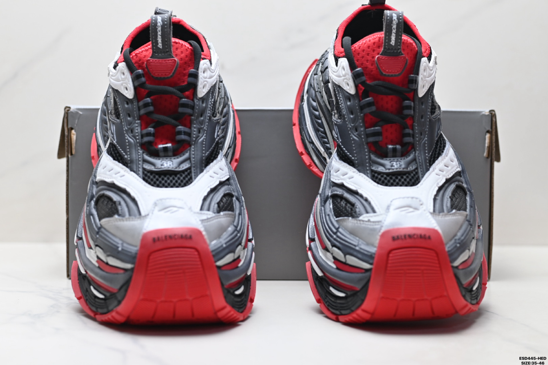 Balenciaga巴黎世家 Platform Reduced 圆头厚底 低帮老爹鞋  821135 WPLTF 1160