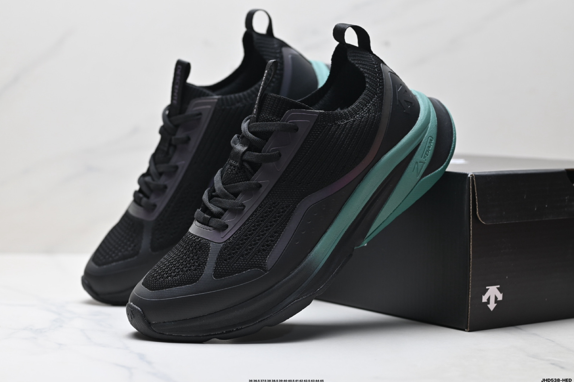 迪桑特DESCENTE ENERZITE LAVITATE 2.0 KNIT 时尚防滑 低帮跑步鞋 D5191RRN05-莆田鞋,莆田鞋货源,高仿鞋,高仿鞋货源,安福档口,莆田高仿鞋,莆田鞋批发,高仿鞋批发,莆田高仿运动鞋,高仿运动鞋,莆田运动鞋 迪桑特DESCENTE ENERZITE LAVITATE 2.0 KNIT 时尚防滑 低帮跑步鞋 D5191RRN05