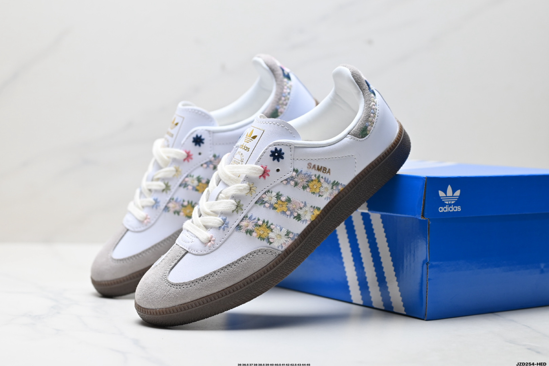 AdidOriginals Samba OG 桑巴舞系列 阿迪达斯 三叶草 绅士德训足球风百搭低帮休闲运动板鞋 HQ5155-莆田鞋,莆田鞋货源,高仿鞋,高仿鞋货源,安福档口,莆田高仿鞋,莆田鞋批发,高仿鞋批发,莆田高仿运动鞋,高仿运动鞋,莆田运动鞋 AdidOriginals Samba OG 桑巴舞系列 阿迪达斯 三叶草 绅士德训足球风百搭低帮休闲运动板鞋 HQ5155
