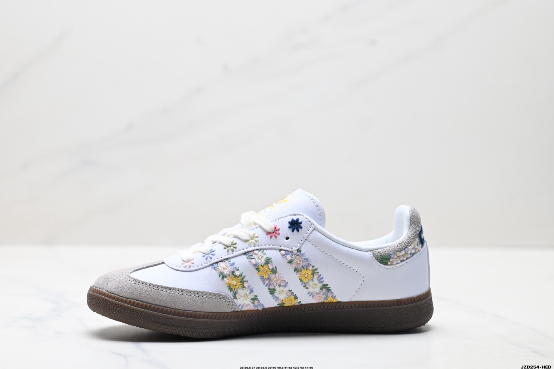 AdidOriginals Samba OG 桑巴舞系列 阿迪达斯 三叶草 绅士德训足球风百搭低帮休闲运动板鞋 HQ5155-莆田鞋,莆田鞋货源,高仿鞋,高仿鞋货源,安福档口,莆田高仿鞋,莆田鞋批发,高仿鞋批发,莆田高仿运动鞋,高仿运动鞋,莆田运动鞋 AdidOriginals Samba OG 桑巴舞系列 阿迪达斯 三叶草 绅士德训足球风百搭低帮休闲运动板鞋 HQ5155